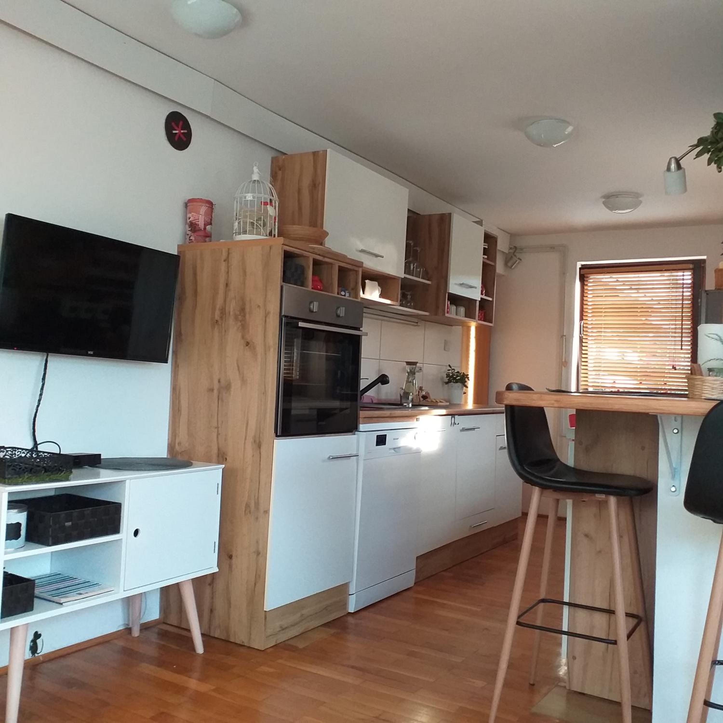 Sweet Little Home view 5