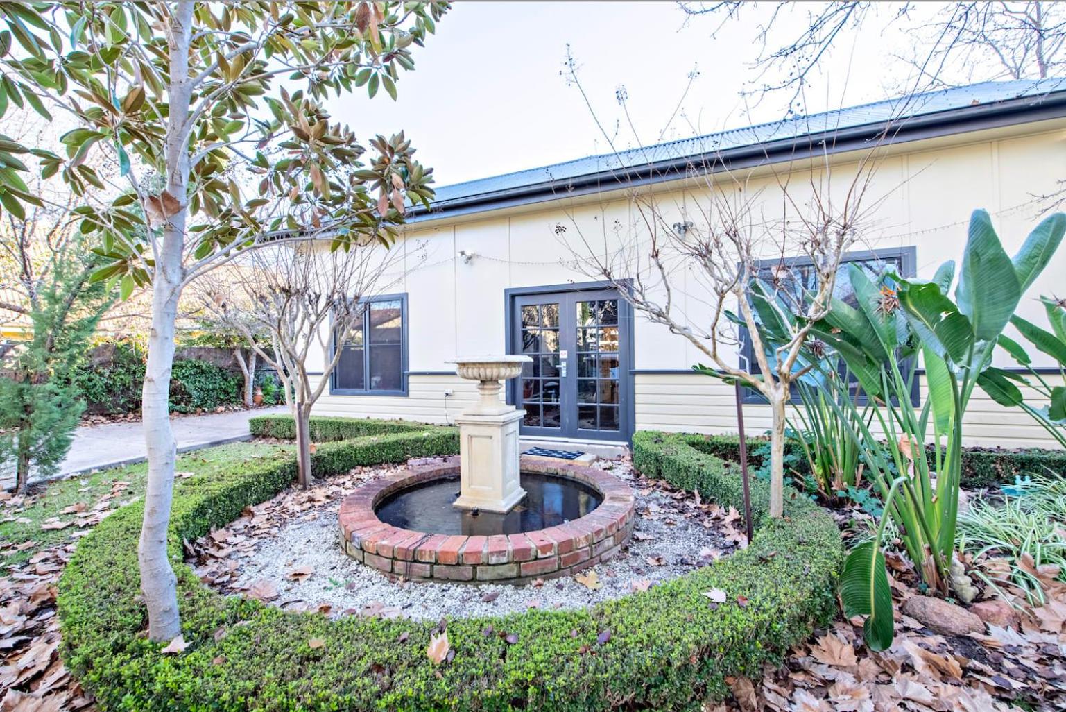 Kilbirnie - Stroll to CBD, Heritage, Sleeps 10