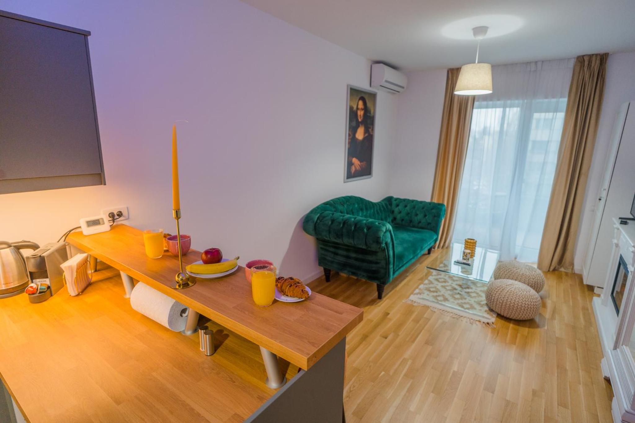 Central Apartments with City View & Large Balcony view 4