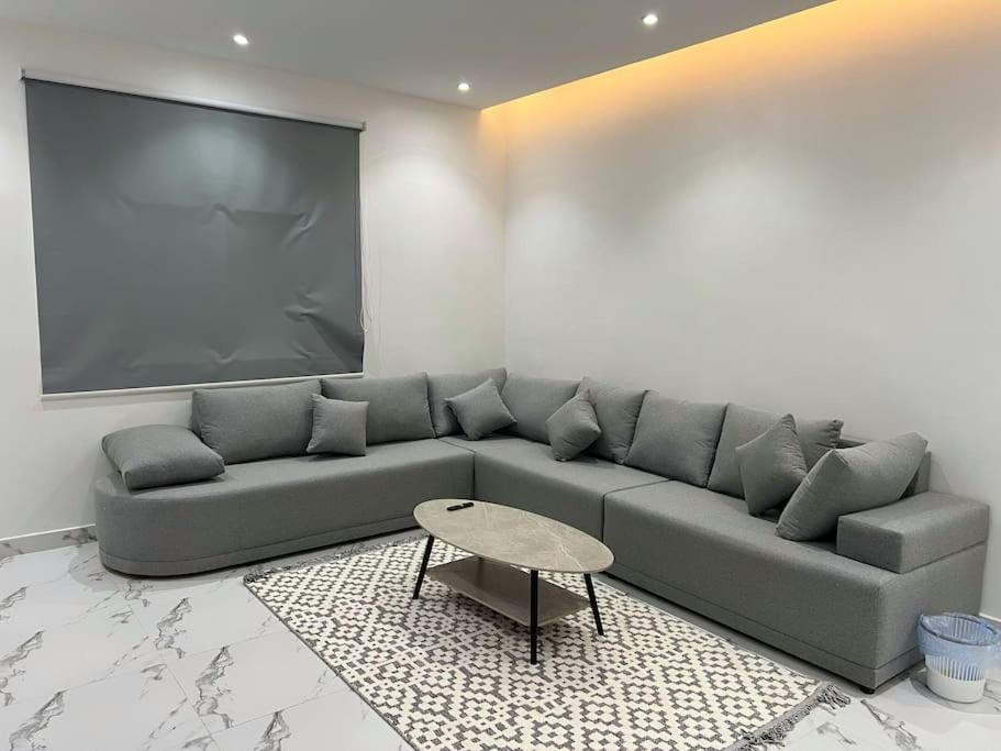 Alaridh flat