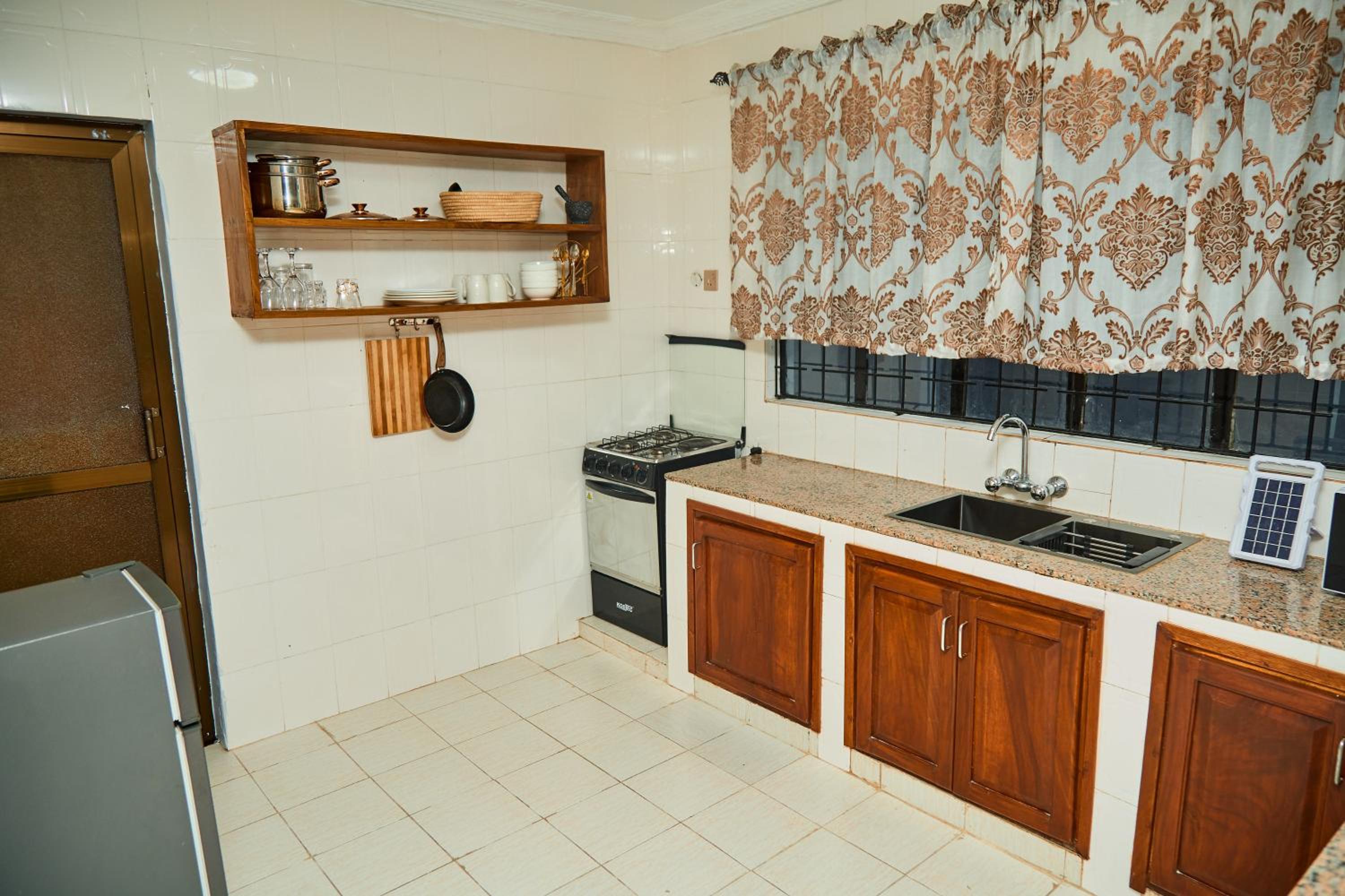 Oisso Apartments Kilwa ave view 3