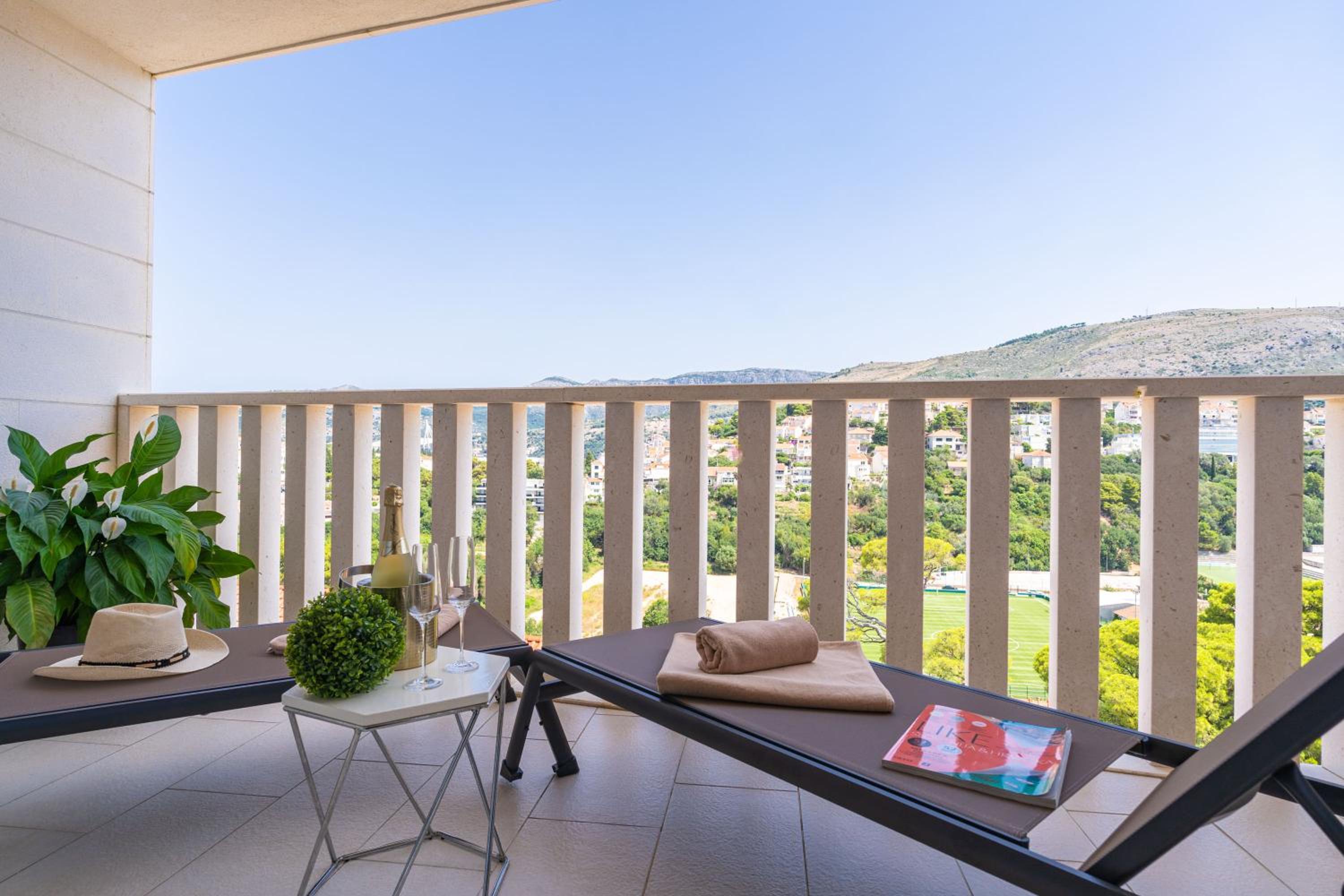 balance & terrace