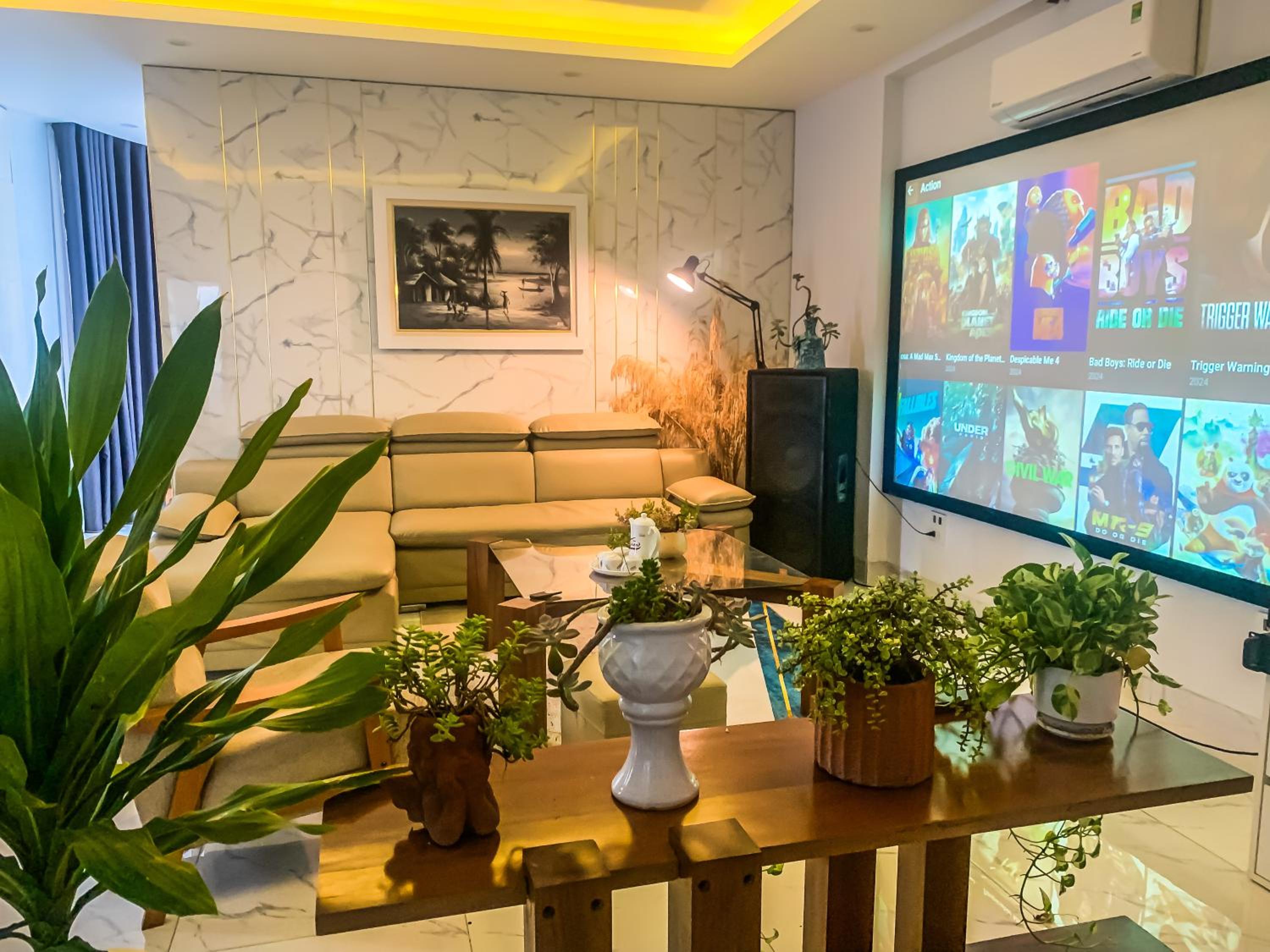 Green Line Long Bien - Serviced Apartment - Ngoc Thuy - Hanoi