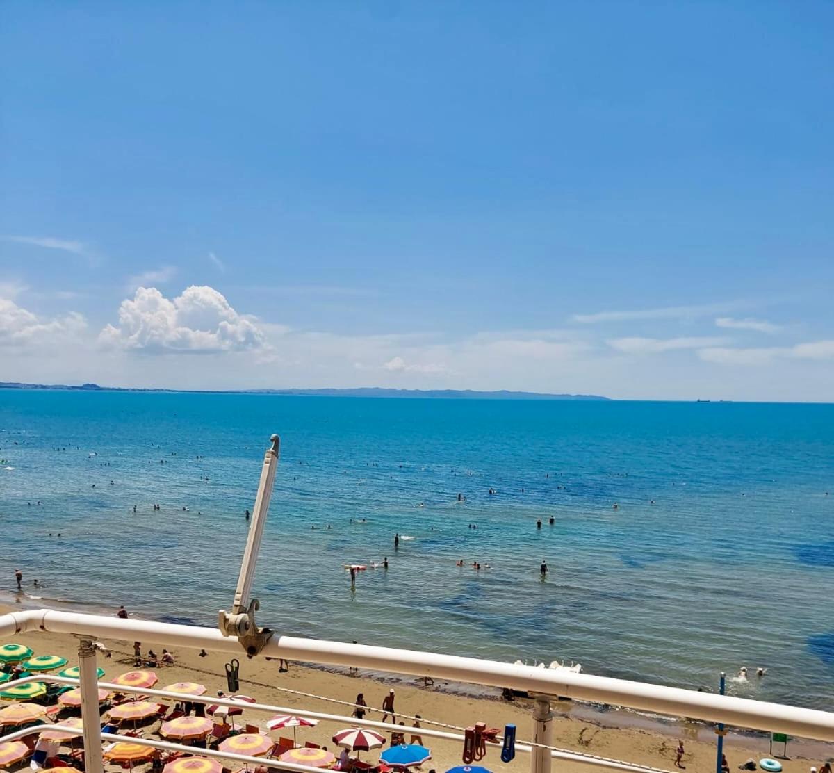 George Sea View Beach Apartment