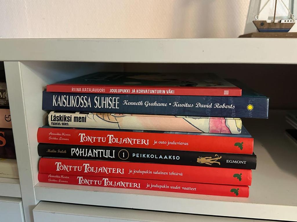Lepopaikka Lokinpesä, Majoitus ja Camping