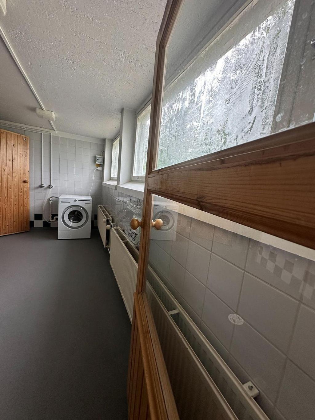 Lepopaikka Lokinpesä, Majoitus ja Camping