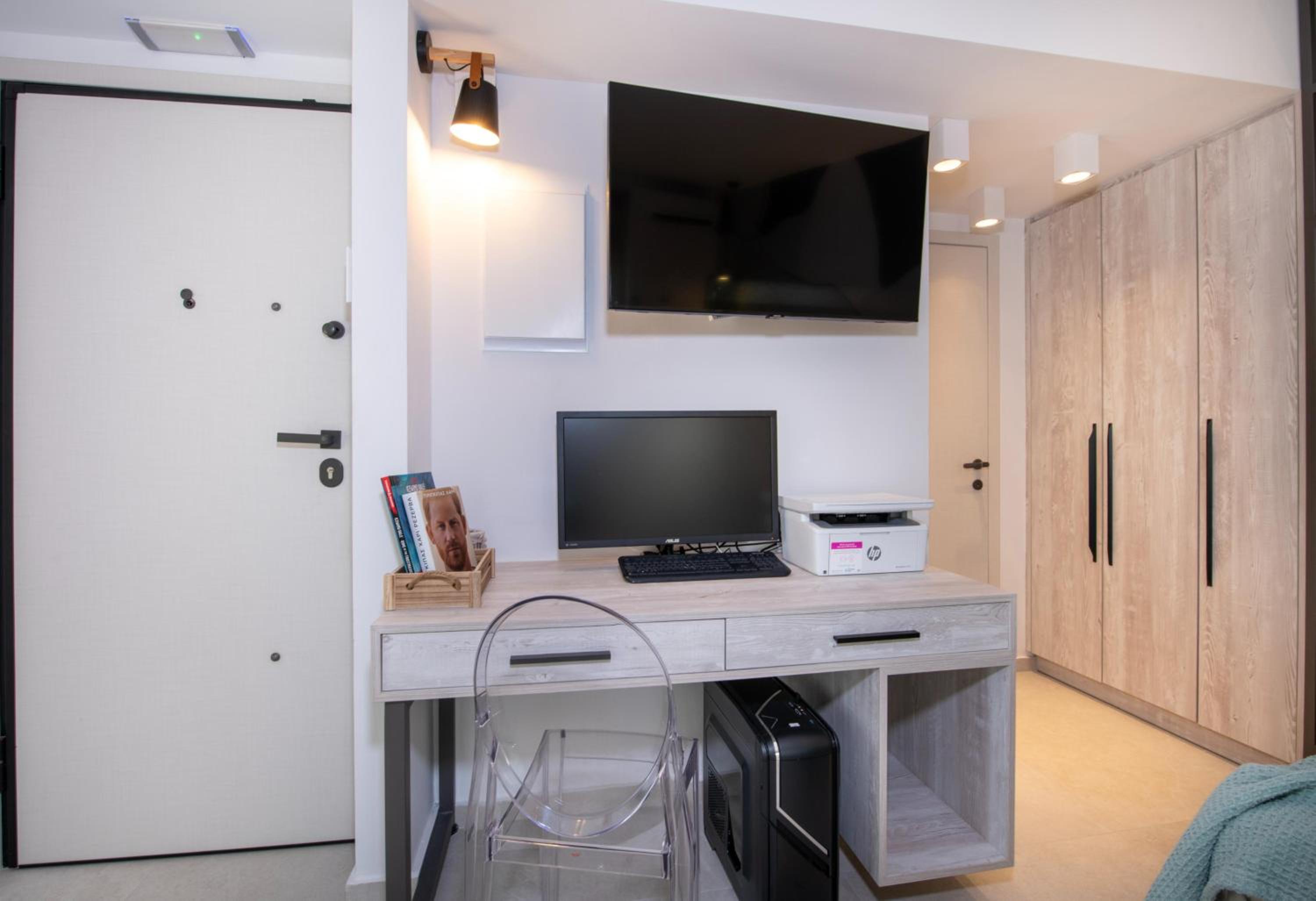 Flos Apartments