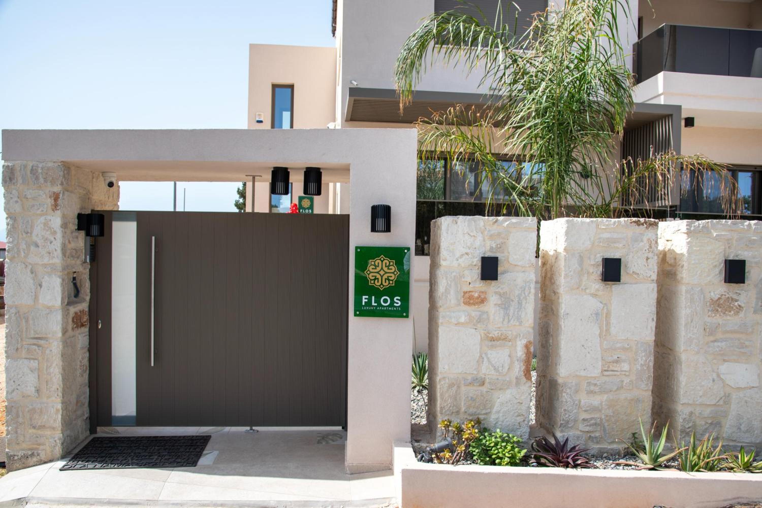 Flos Apartments