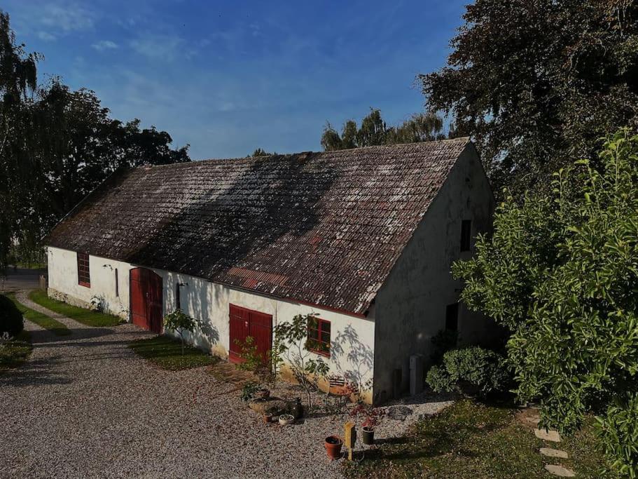 Farmhouse in historic village in Österlen view 2