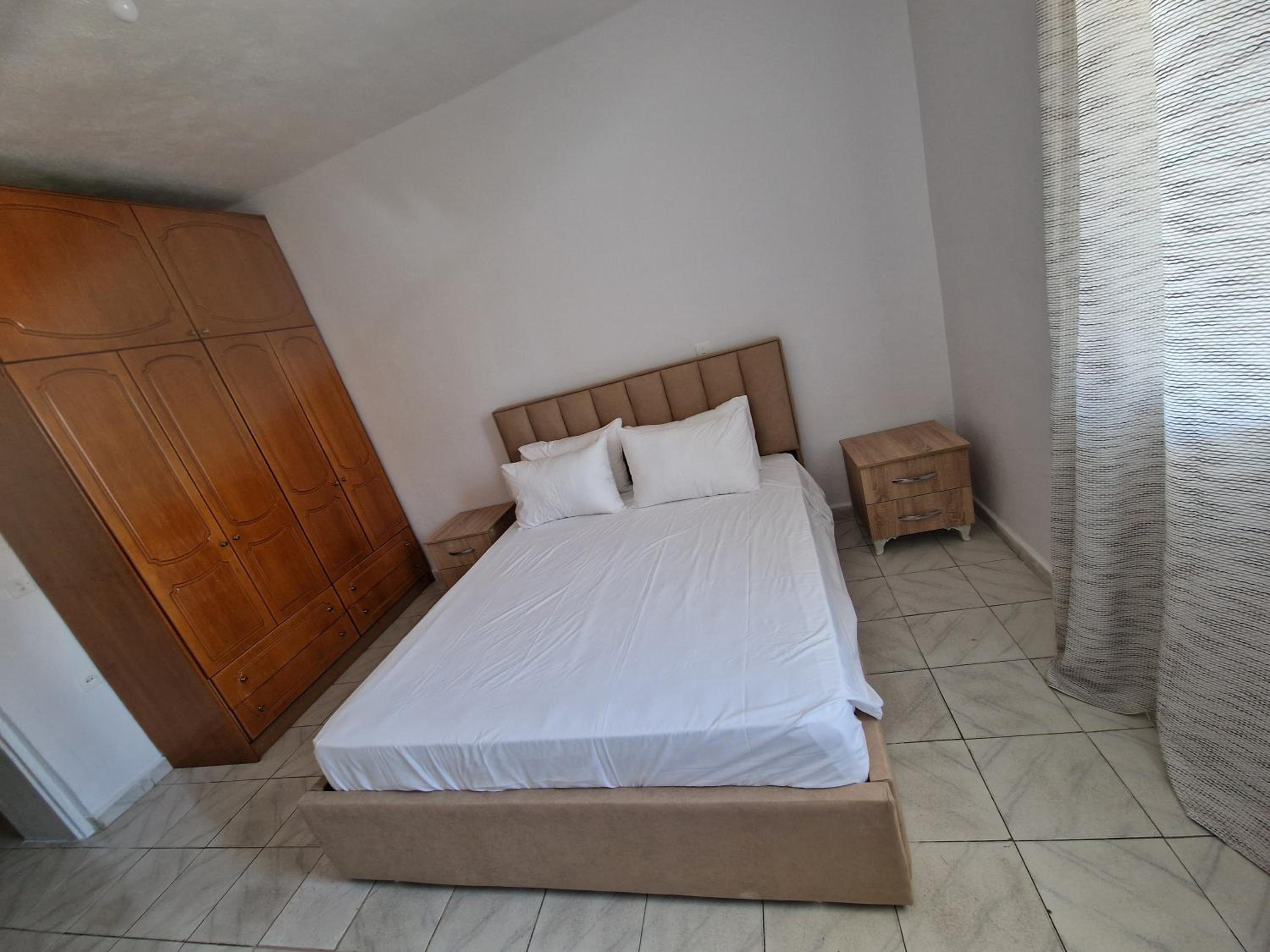 Cozy Apartament Sarand