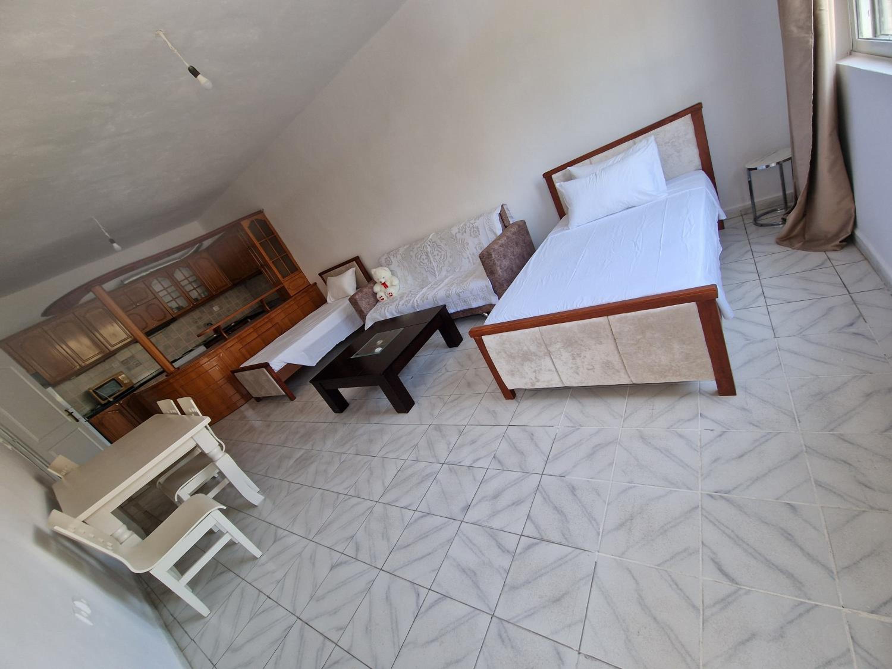 Cozy Apartament Sarand