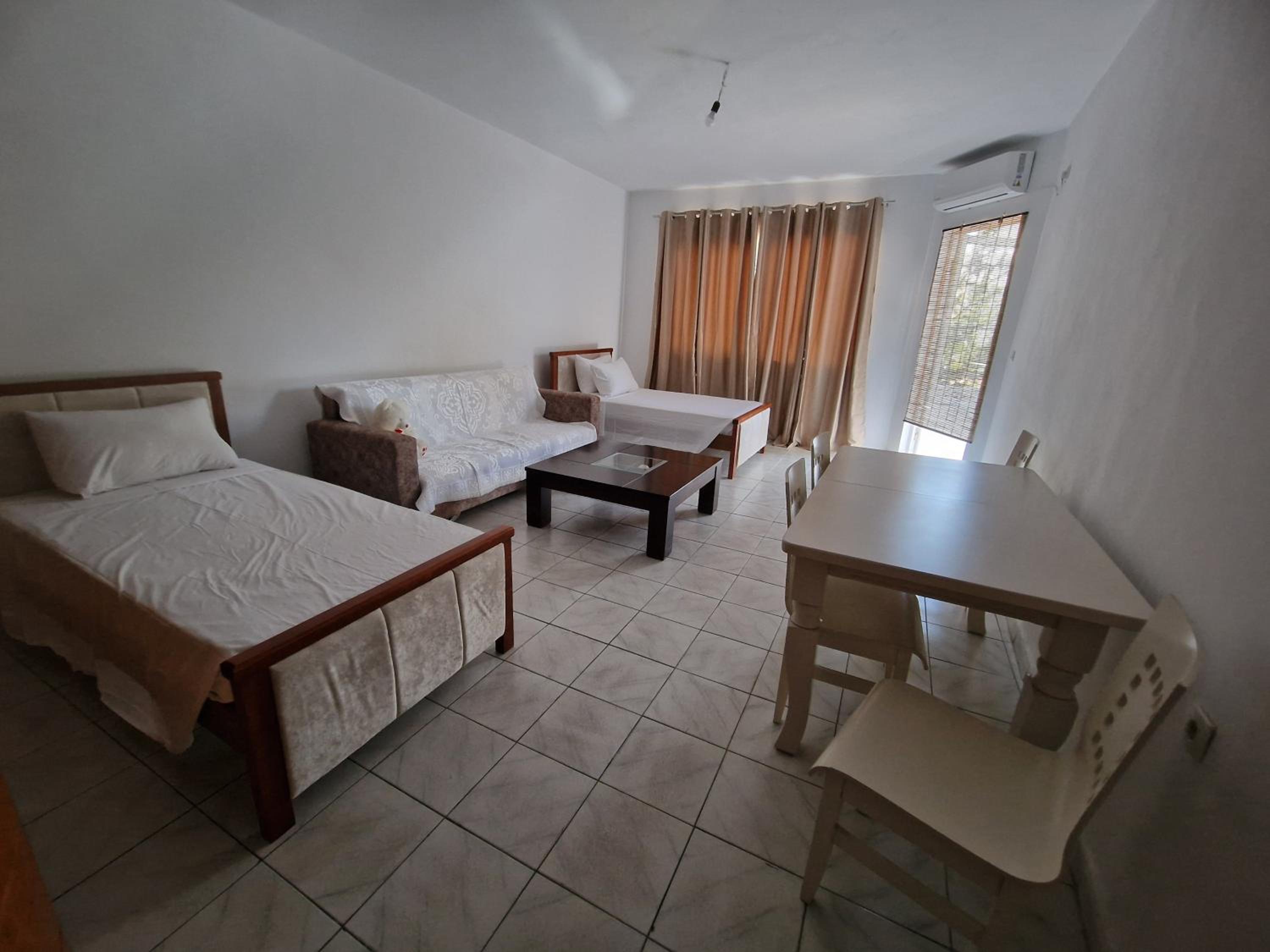 Cozy Apartament Sarand