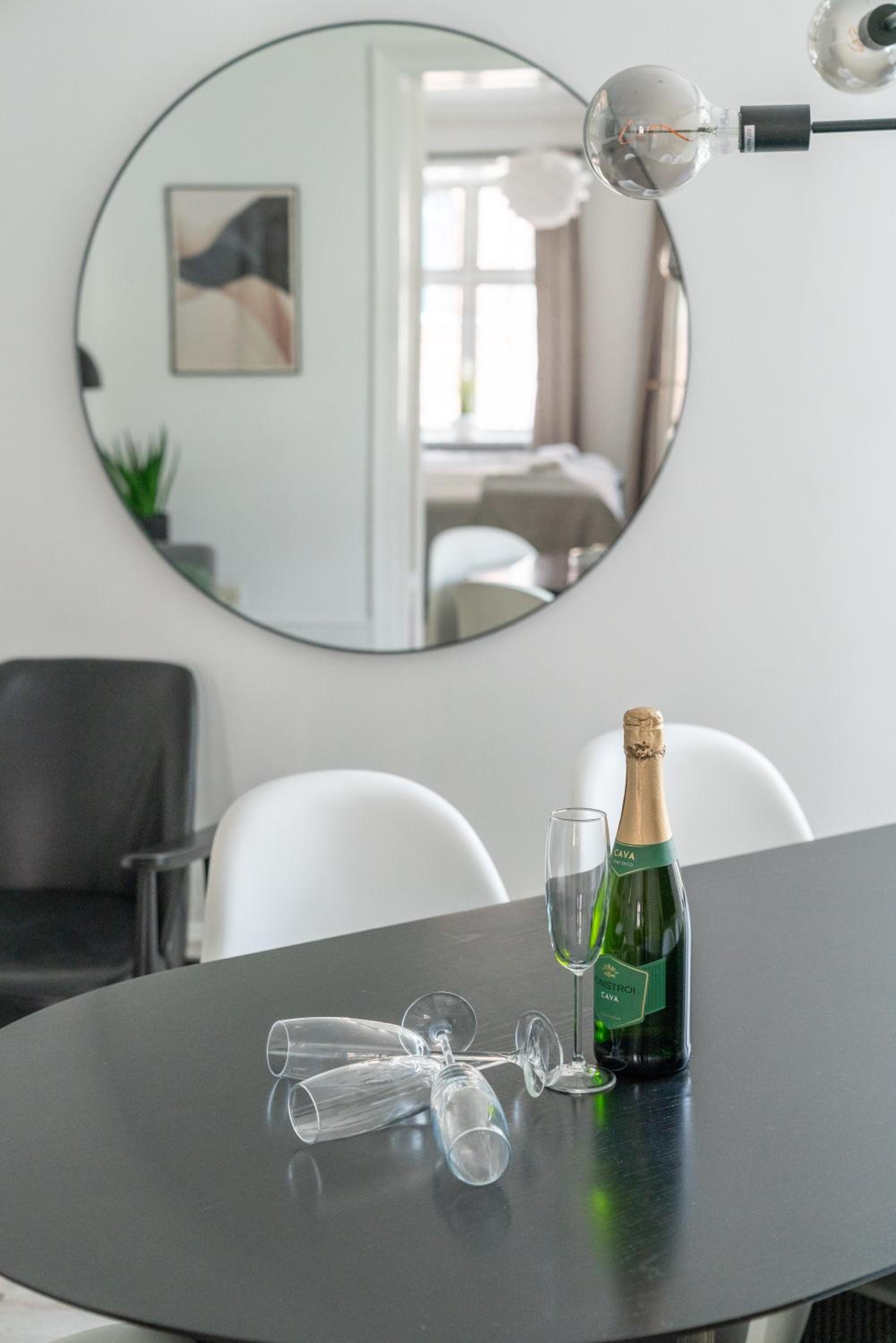 Nyhavn Apartments - Luxurious 3-4 bedroom apartments view 5