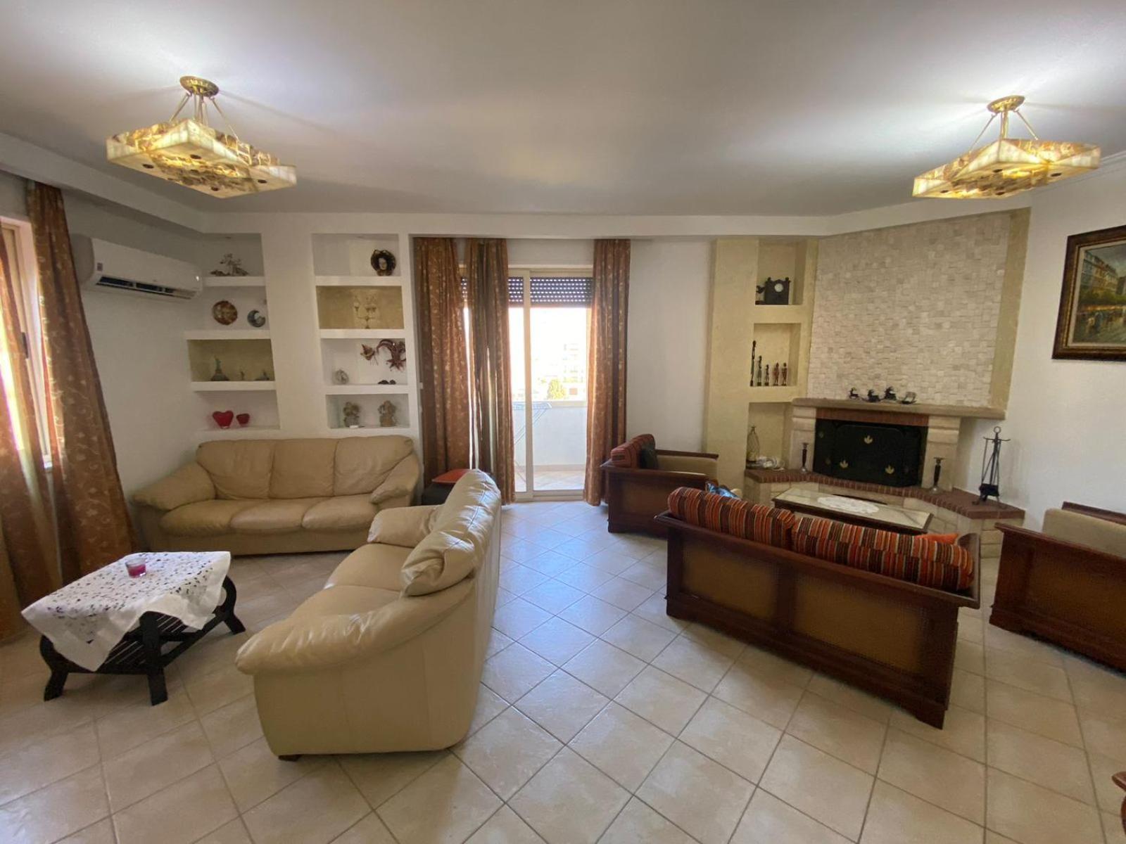 Itan Central 4 room apartment