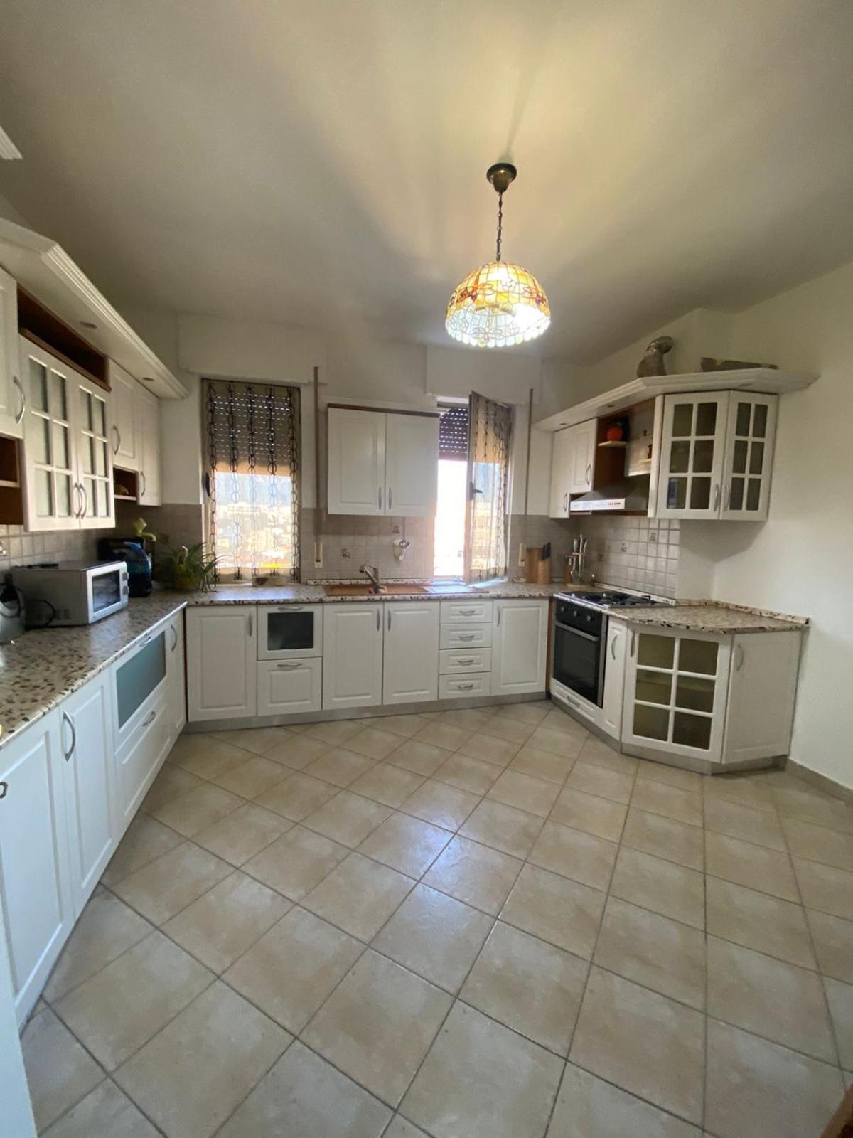 Itan Central 4 room apartment