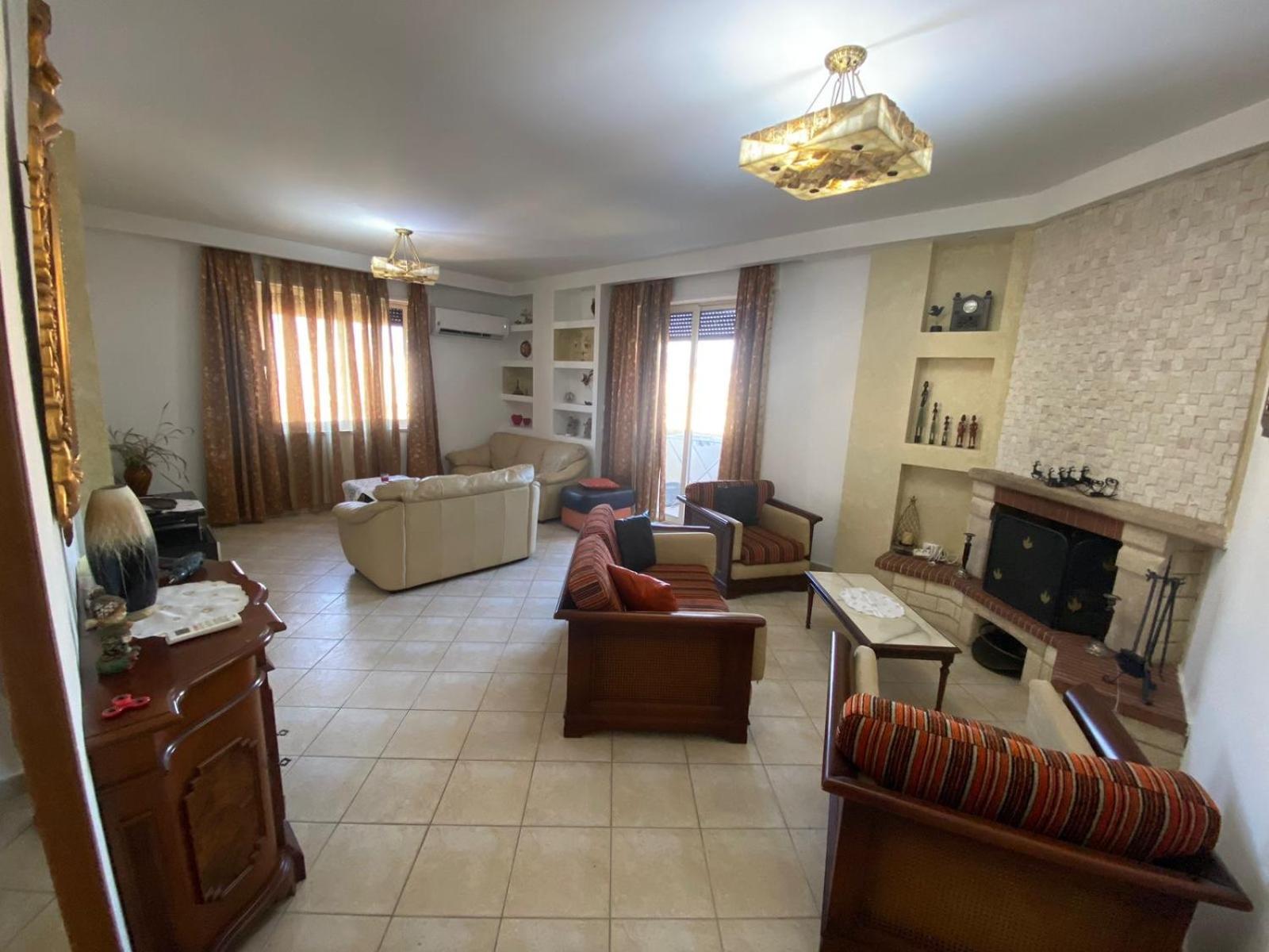 Itan Central 4 room apartment