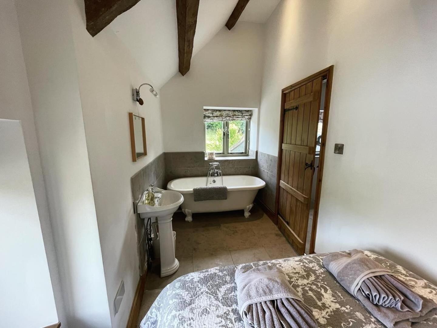 Hollyhock House Cotswold Farmhouse sleeps 10 view 5
