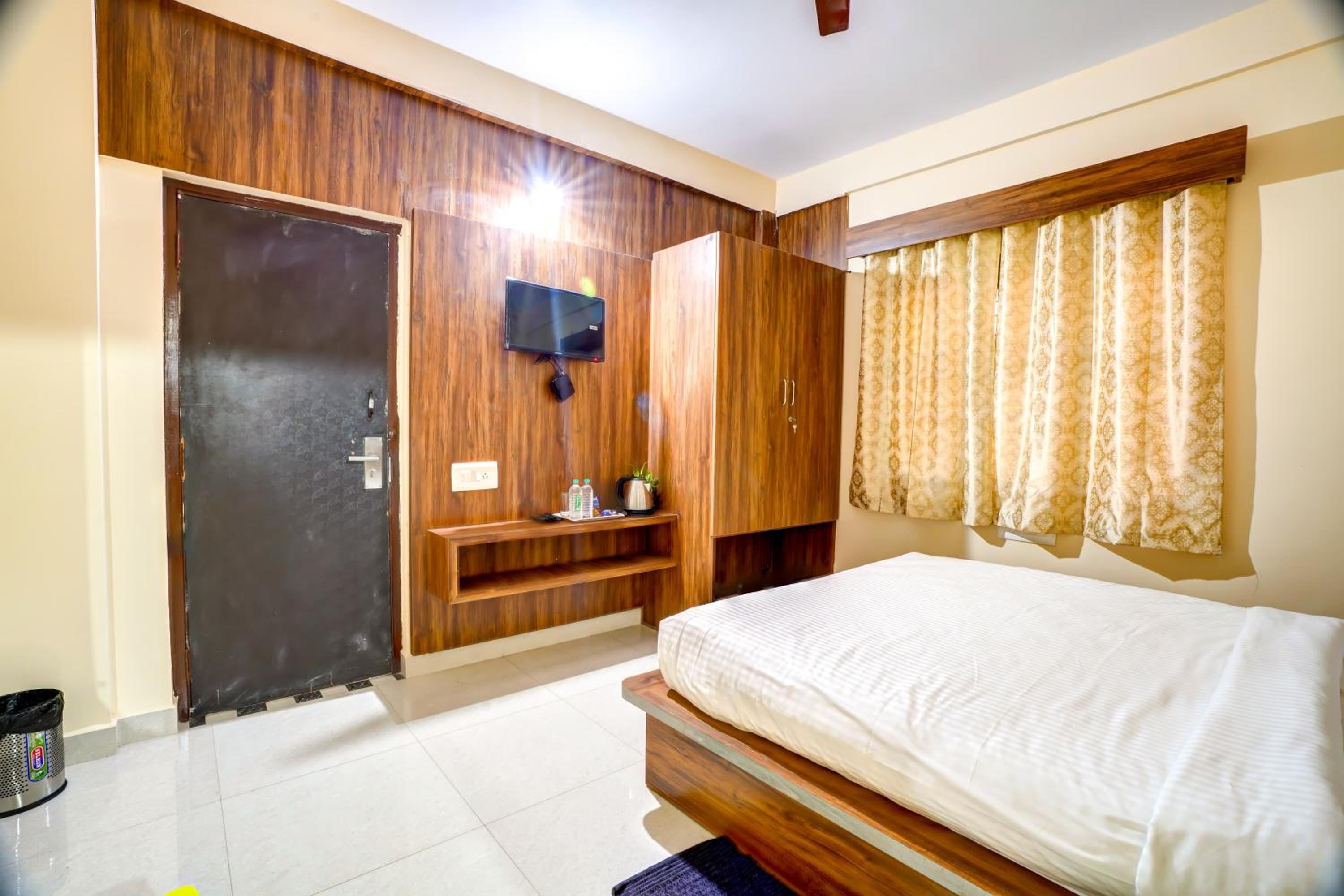 Skylight Inn Resort- Dubare, Coorg