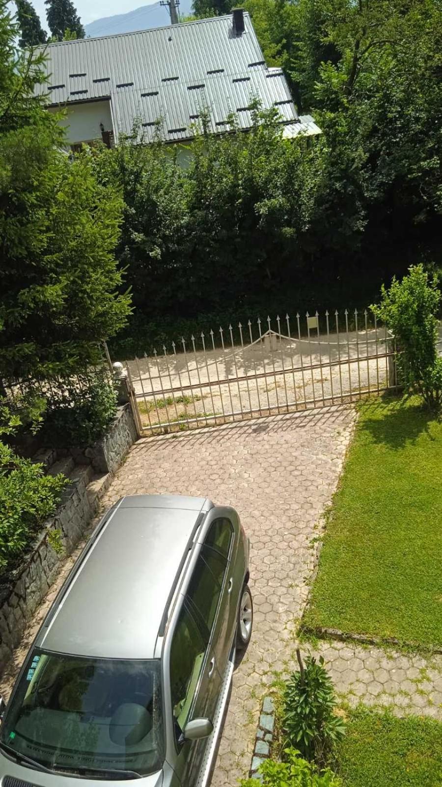 Vila Oaza mira