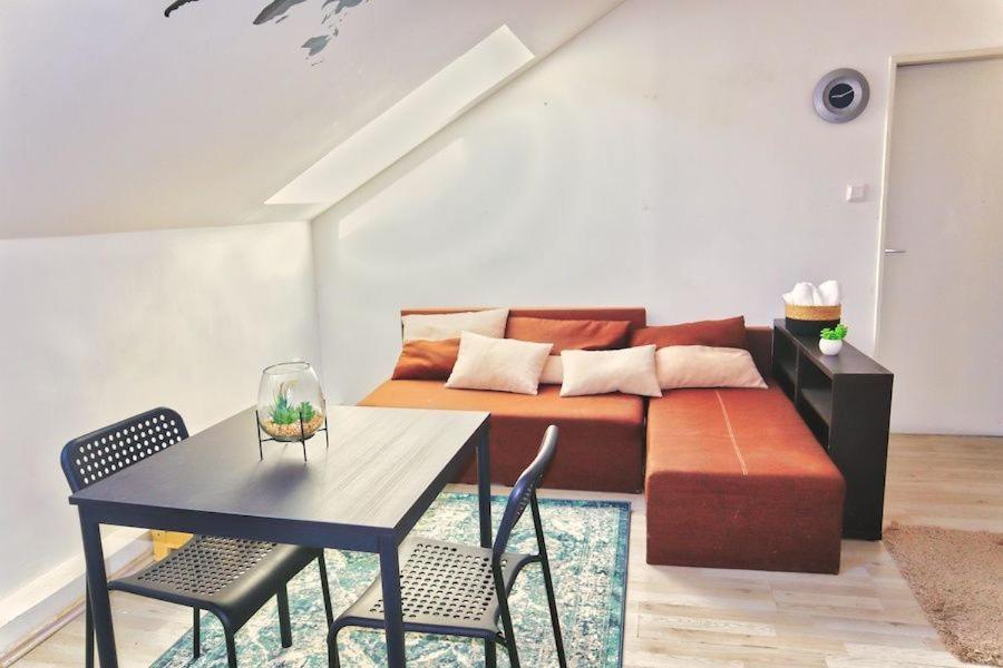 C Private room in city center in Bratislava view 2