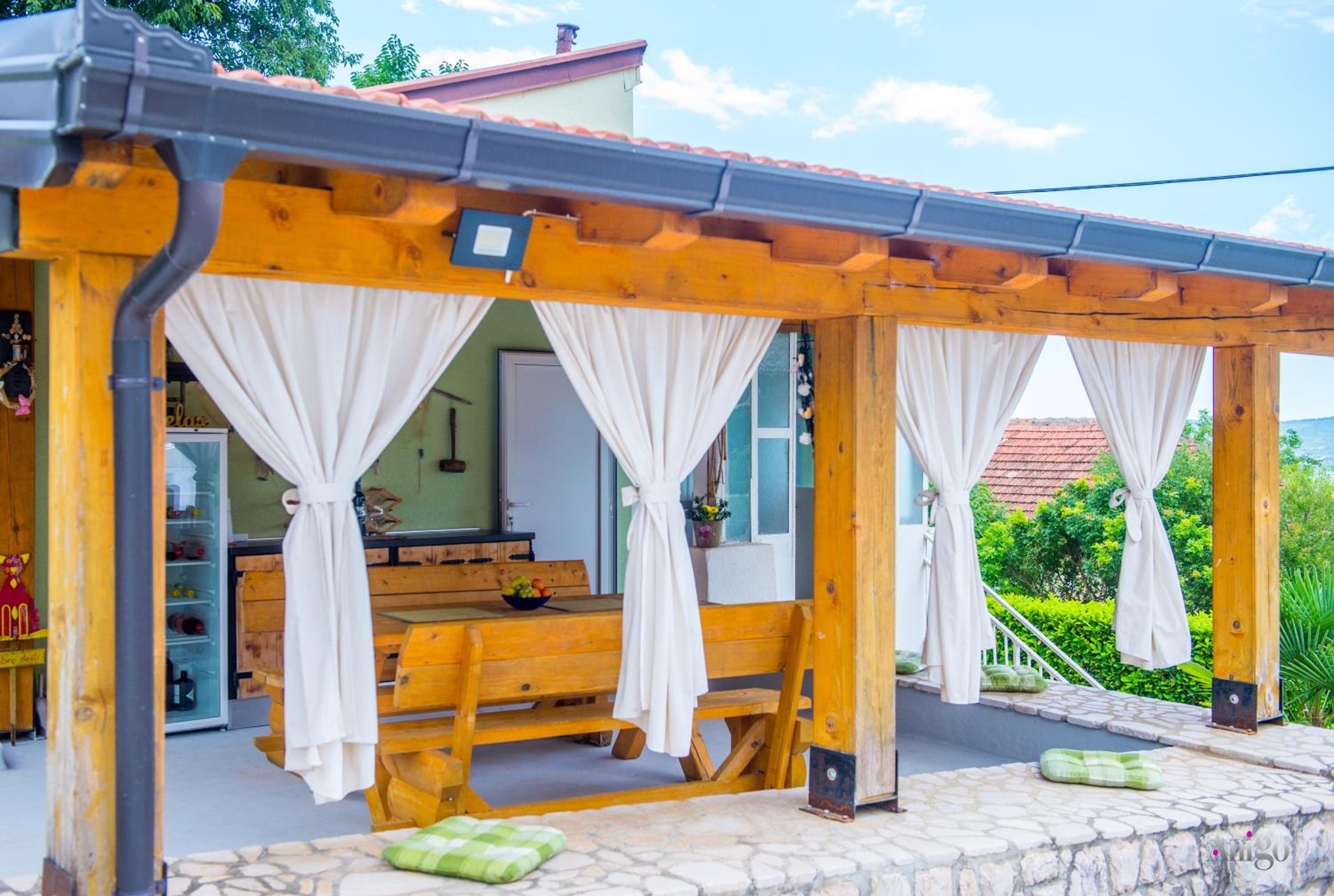 Retro Pool House