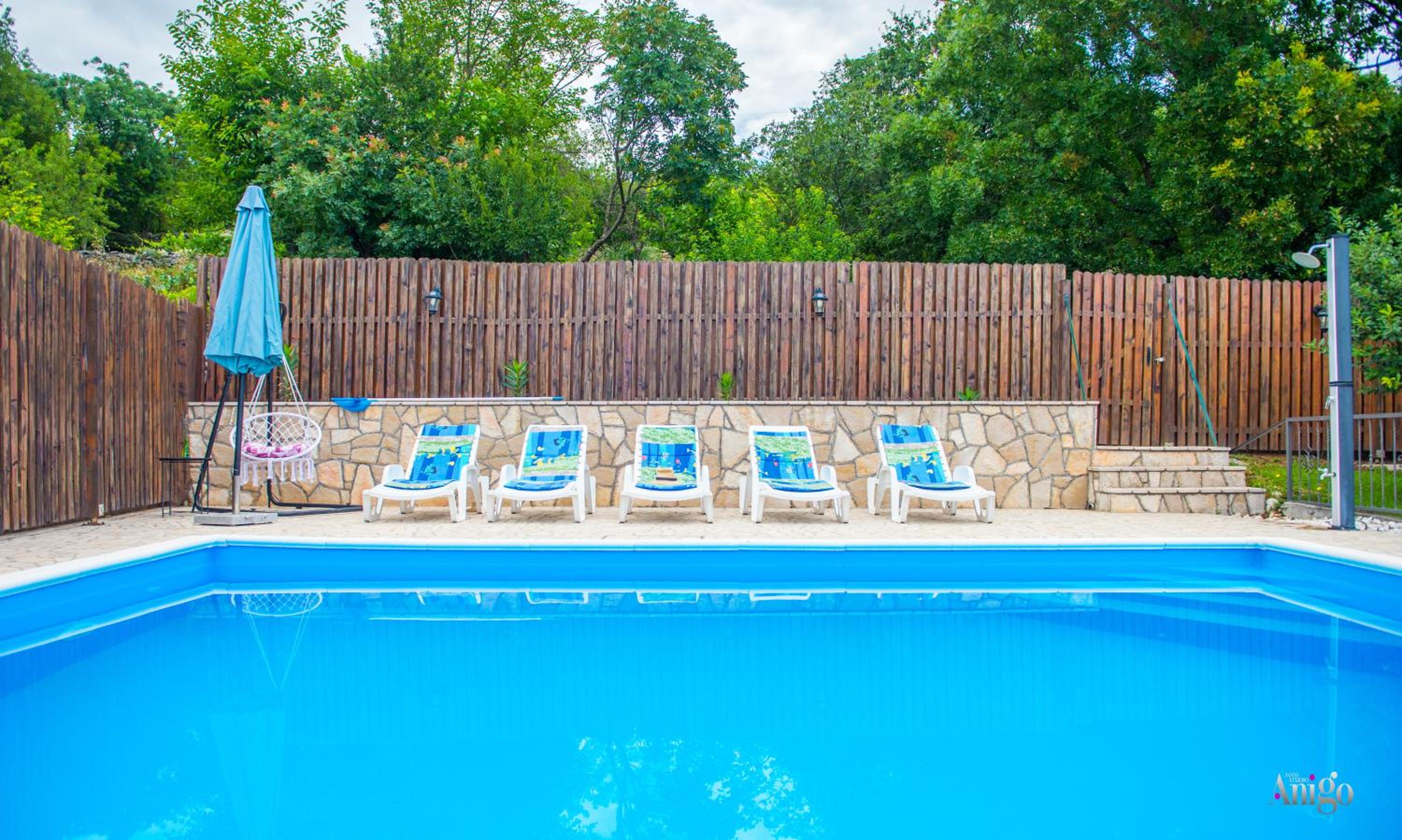 Retro Pool House