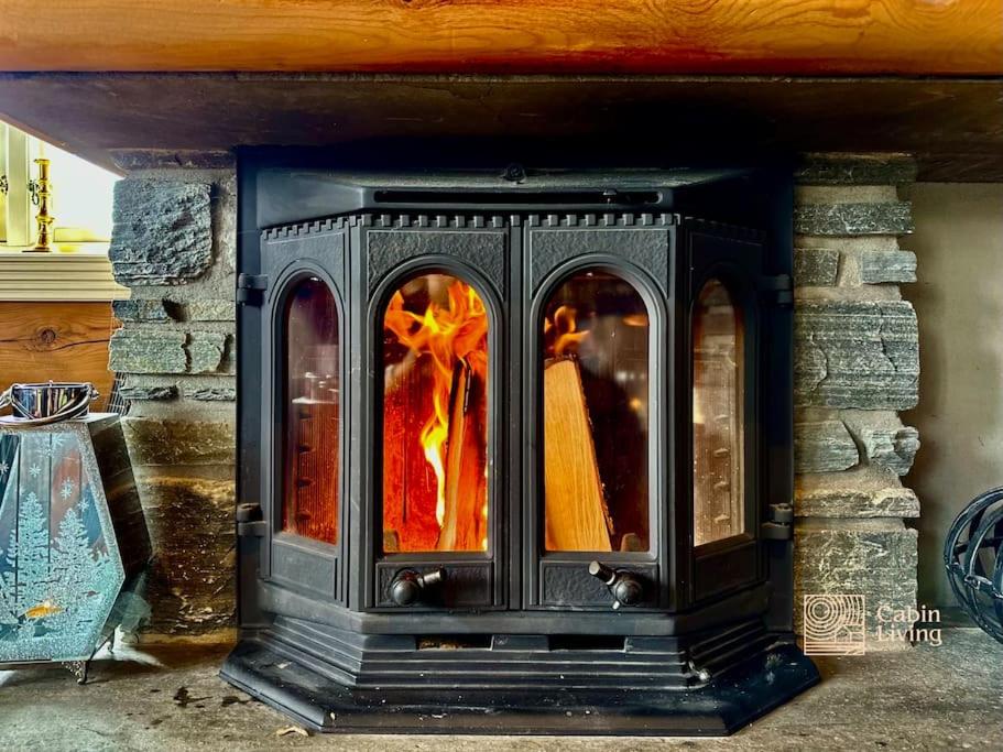 Large log cabin at Sjusjøen with sauna, fireplace and panoramic view view 4