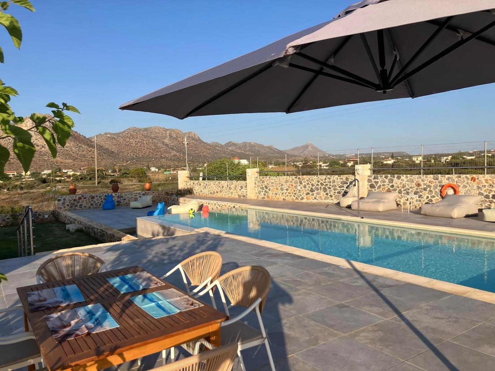 Cindy Luxury Villas Crete GREEN view 3