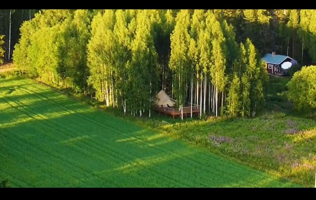Käkiniitty Glamping Cuckoo Camp
