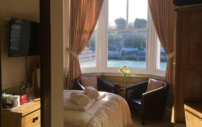 The Warwick view 3