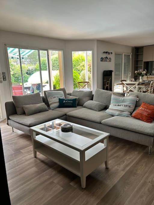 Villa Luxe piscine chauffée, 4 chambres, surplombant le golf entre océan & lac Plage à 5 min