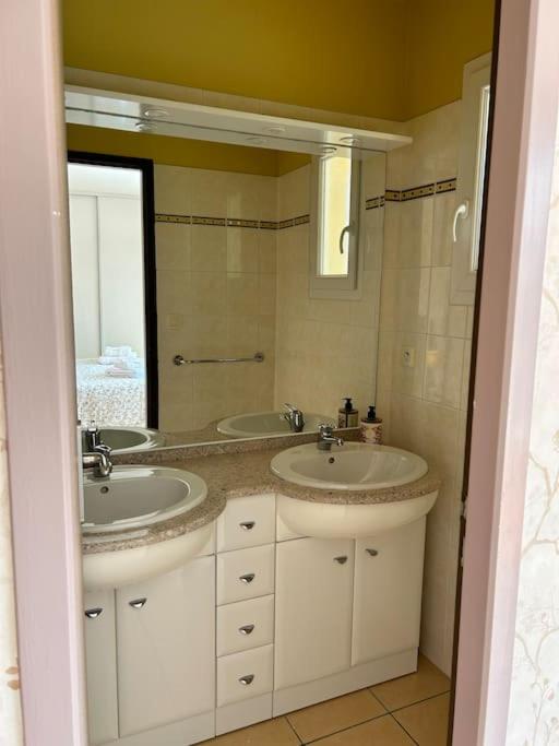 Villa Luxe piscine chauffée, 4 chambres, surplombant le golf entre océan & lac Plage à 5 min