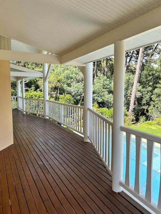 Villa Luxe piscine chauffée, 4 chambres, surplombant le golf entre océan & lac Plage à 5 min