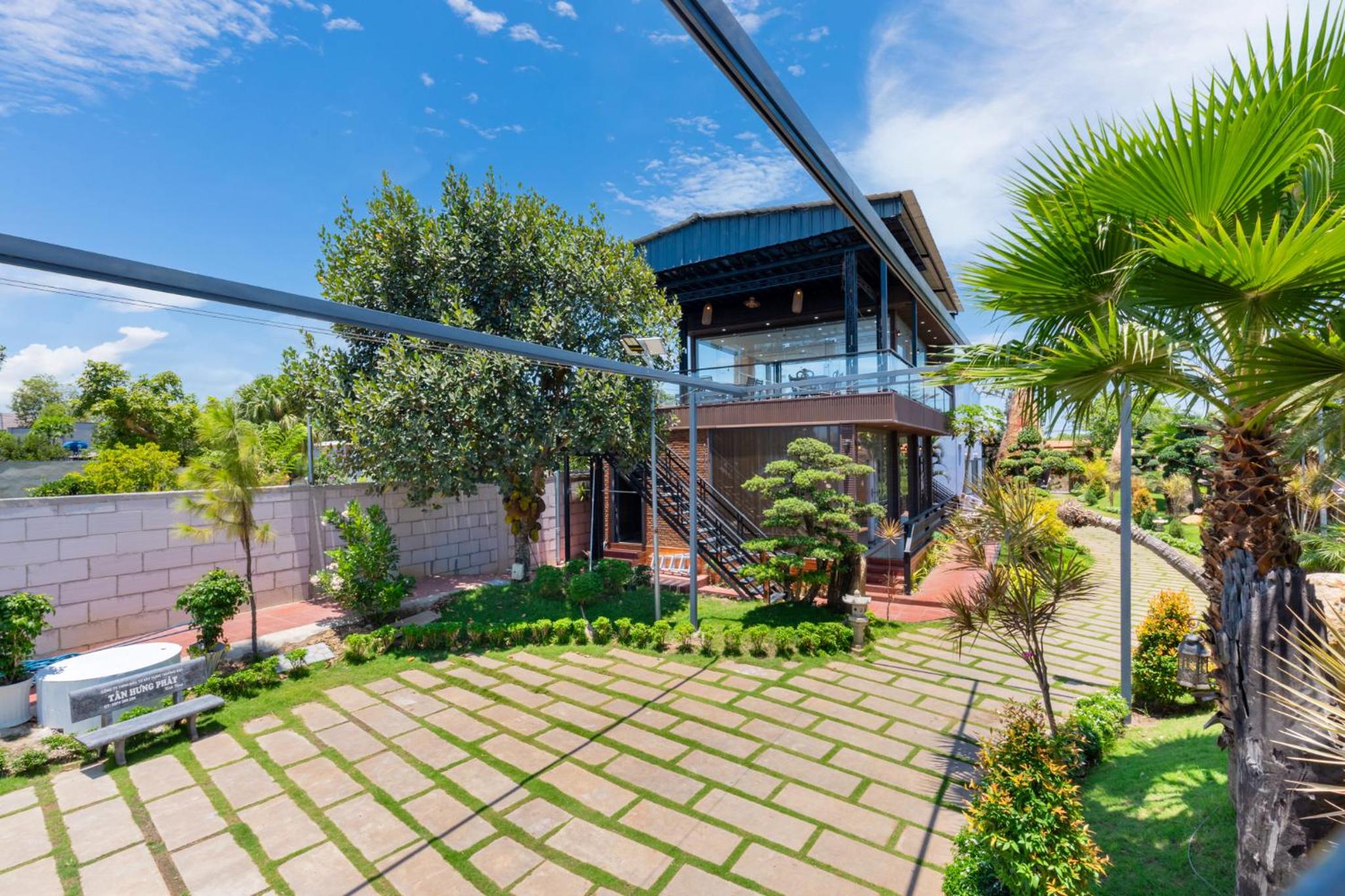 Yen Nguyen Villa view 5
