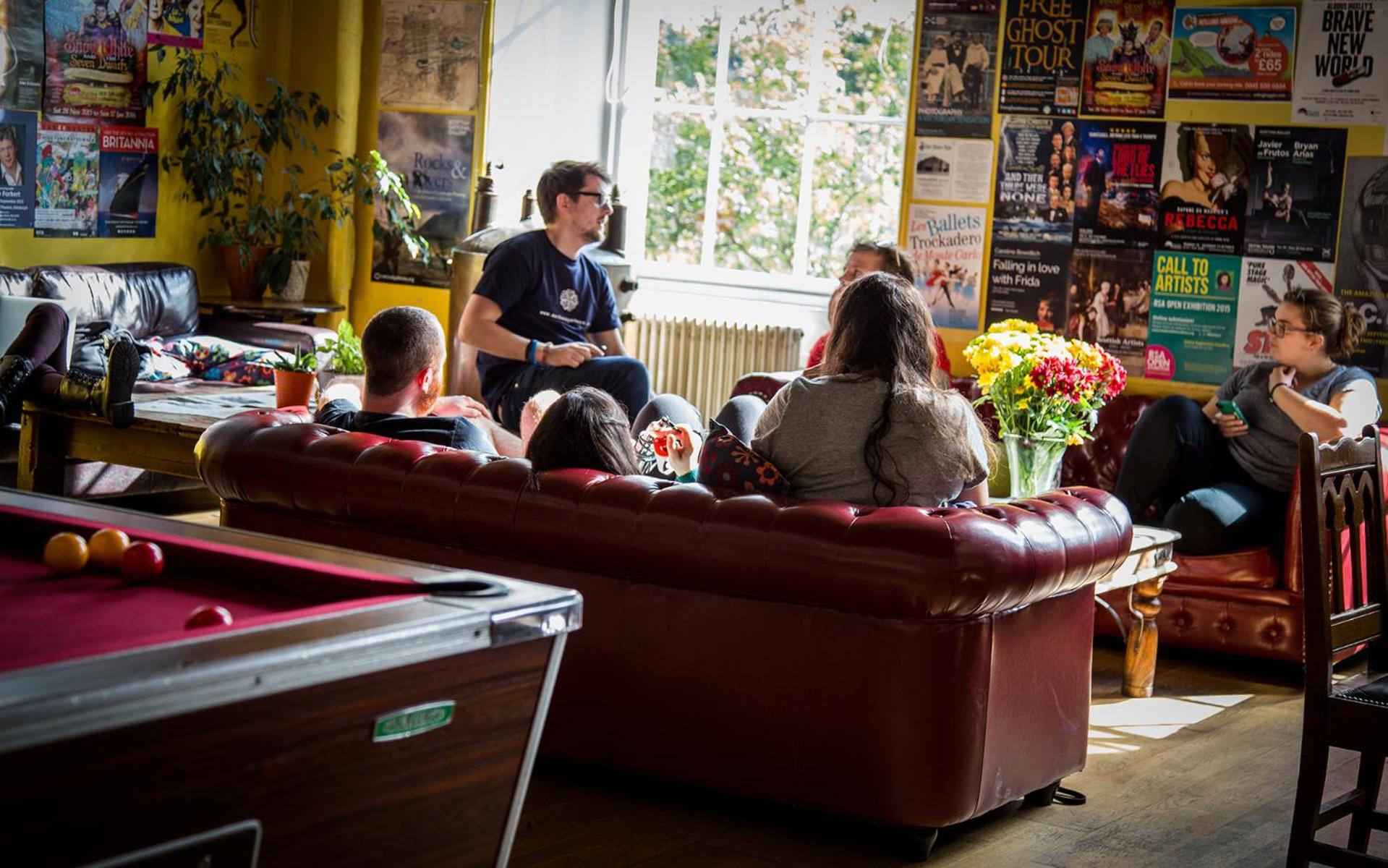 Castle Rock Hostel - Adults Only