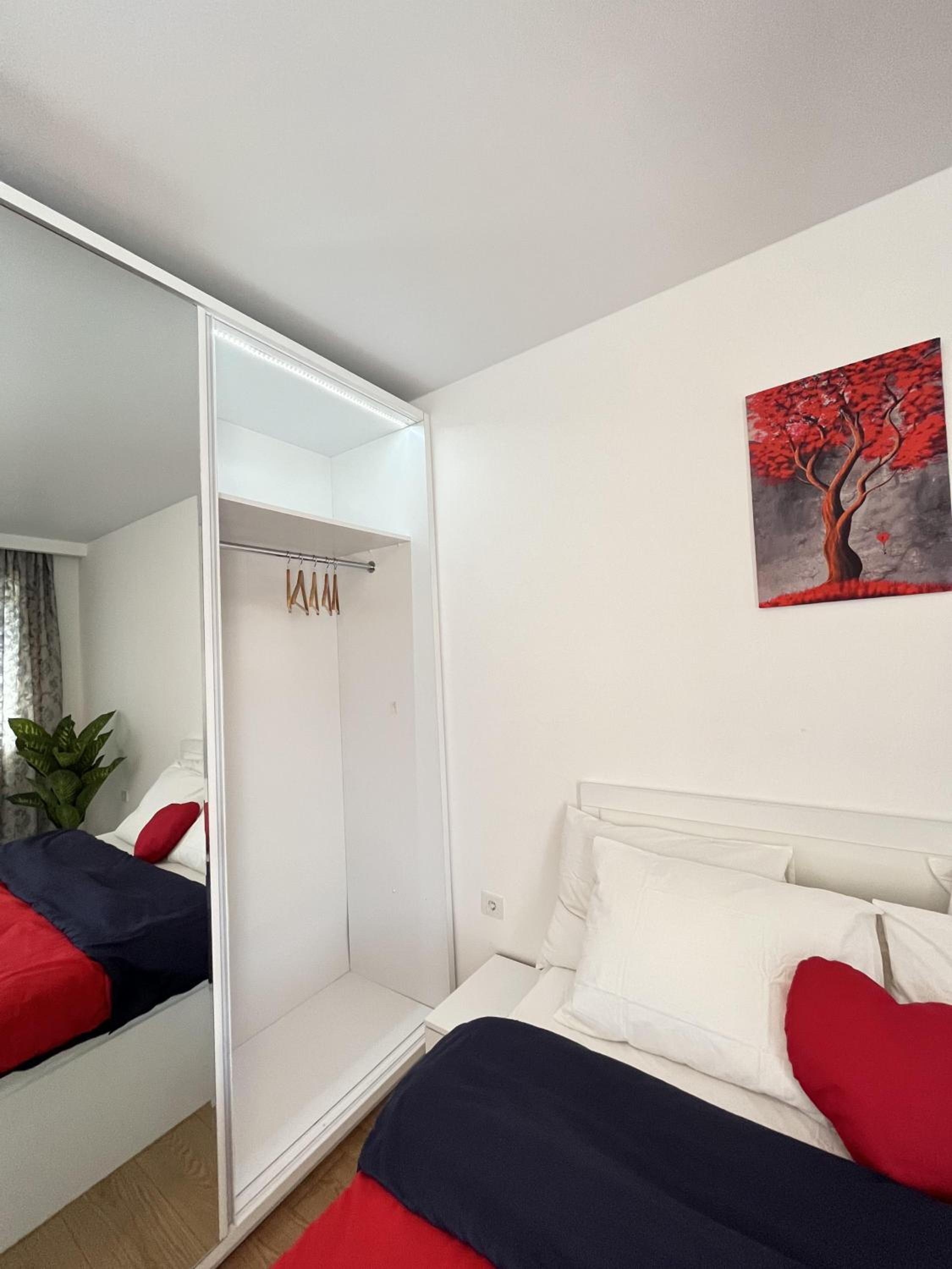 Charming 1-Bed Apartment in Tbilisi view 2
