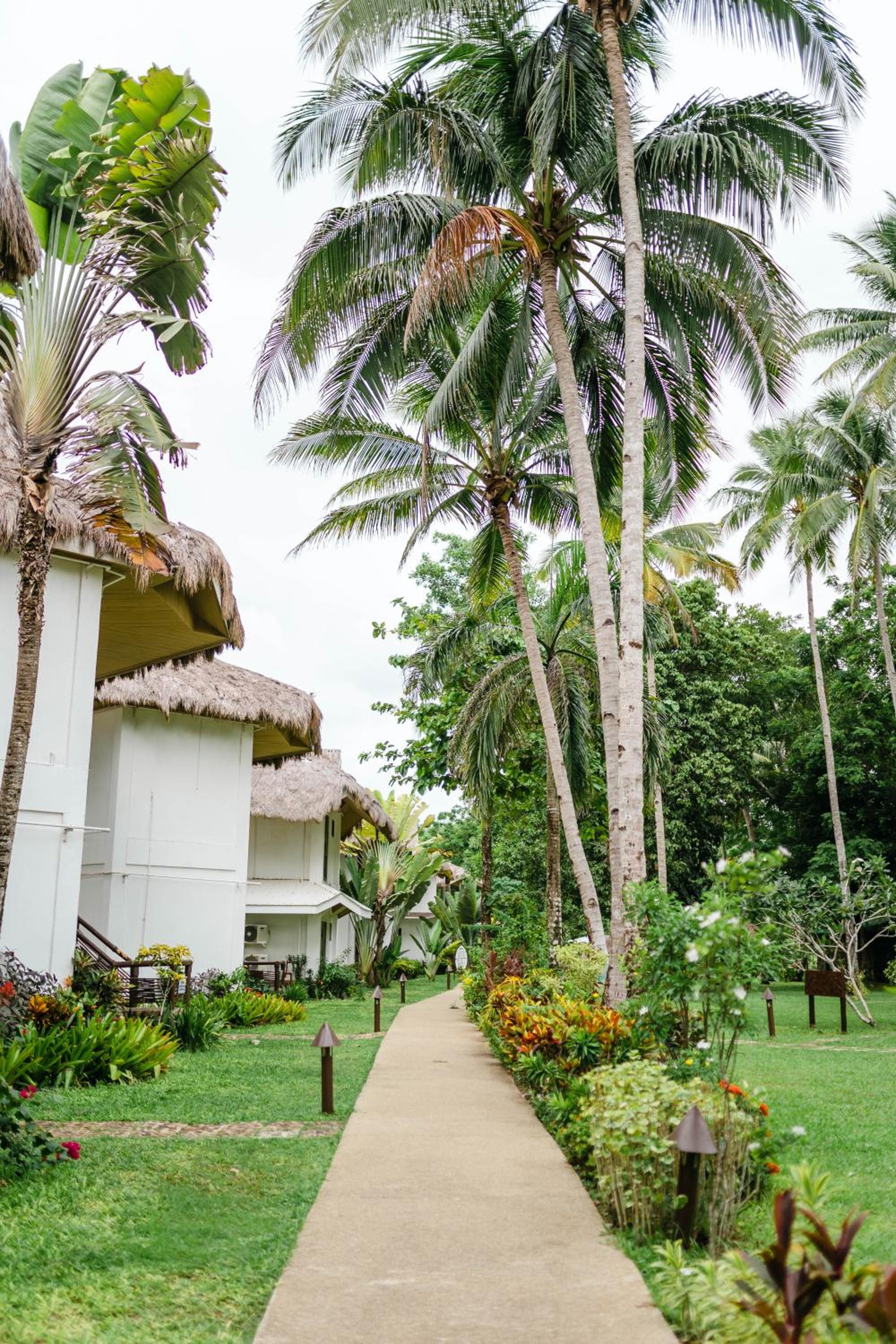 Daluyon Beach and Mountain Resort — photo 57
