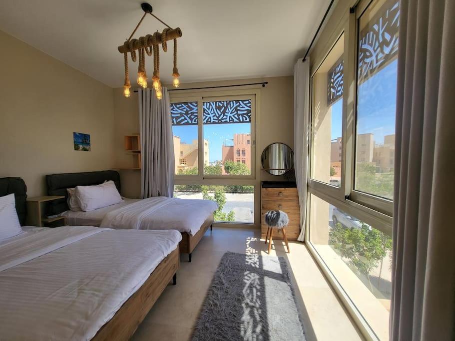 Mangroovy Serinity 2br pool view