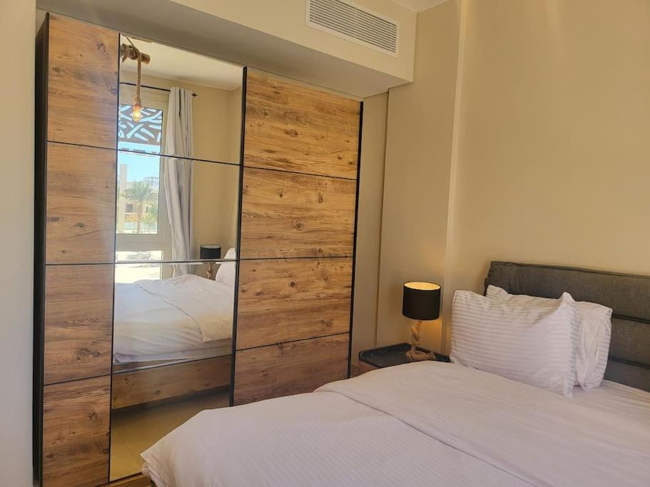 Mangroovy Serinity 2br pool view