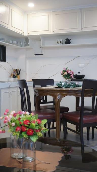 4-5br Apartment in Paranaque for Staycation view 5