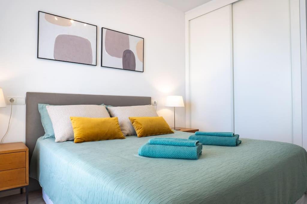 Modern Beachside Flat in Wyndham Costa del Sol