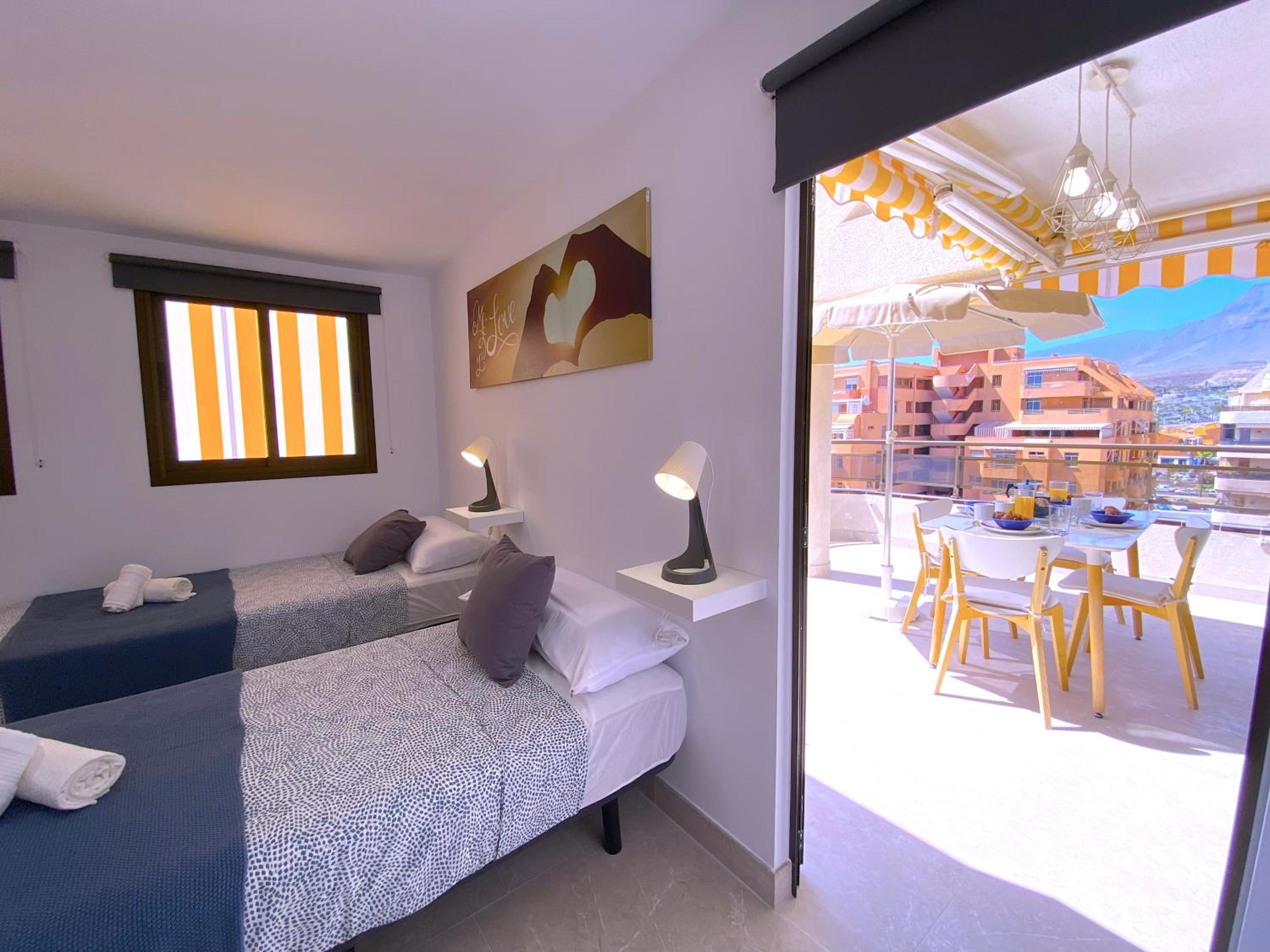 Los Cristianos Suite Alma Homes