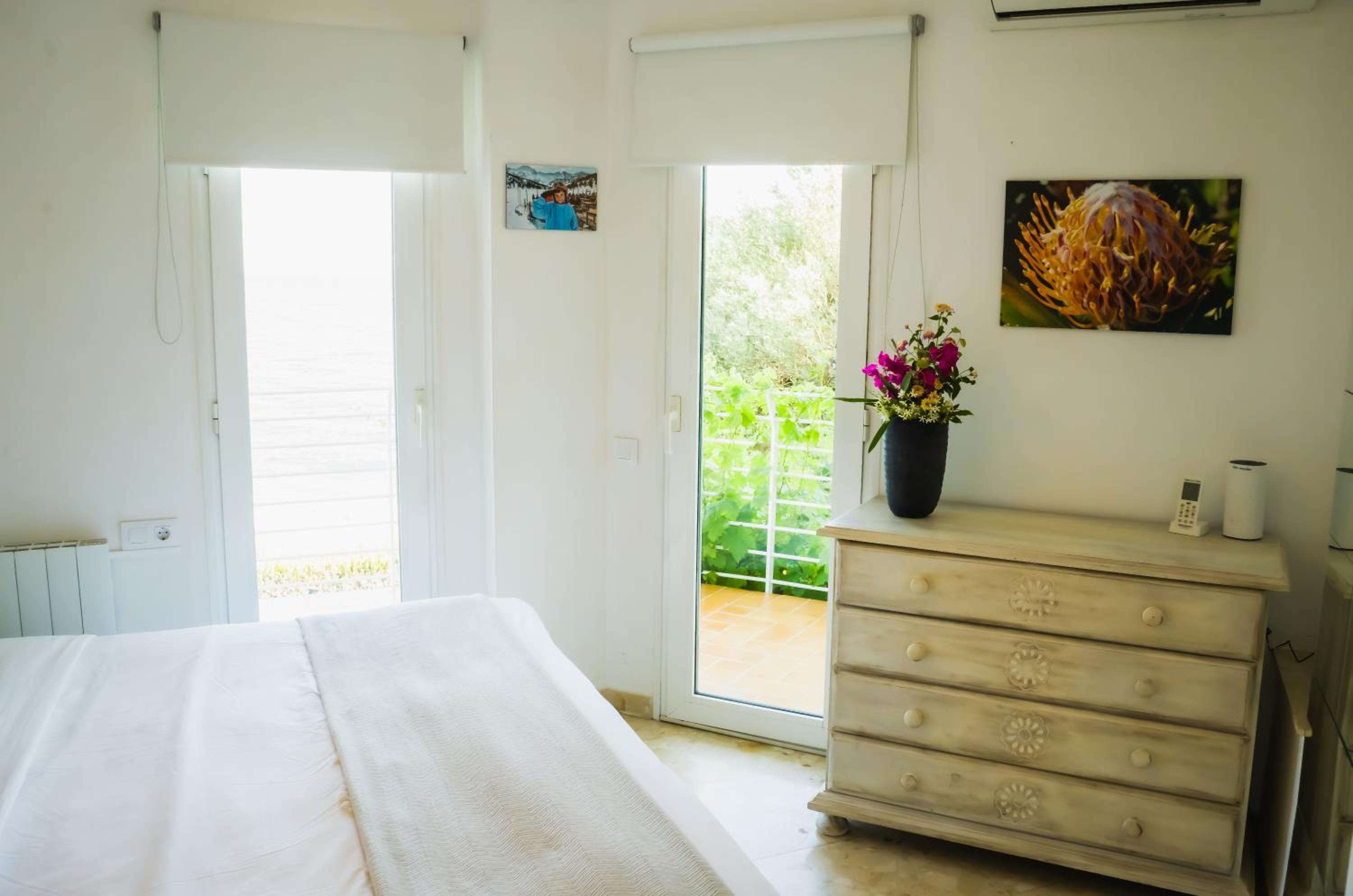 Fantástica casa frente al mar con jardín privado