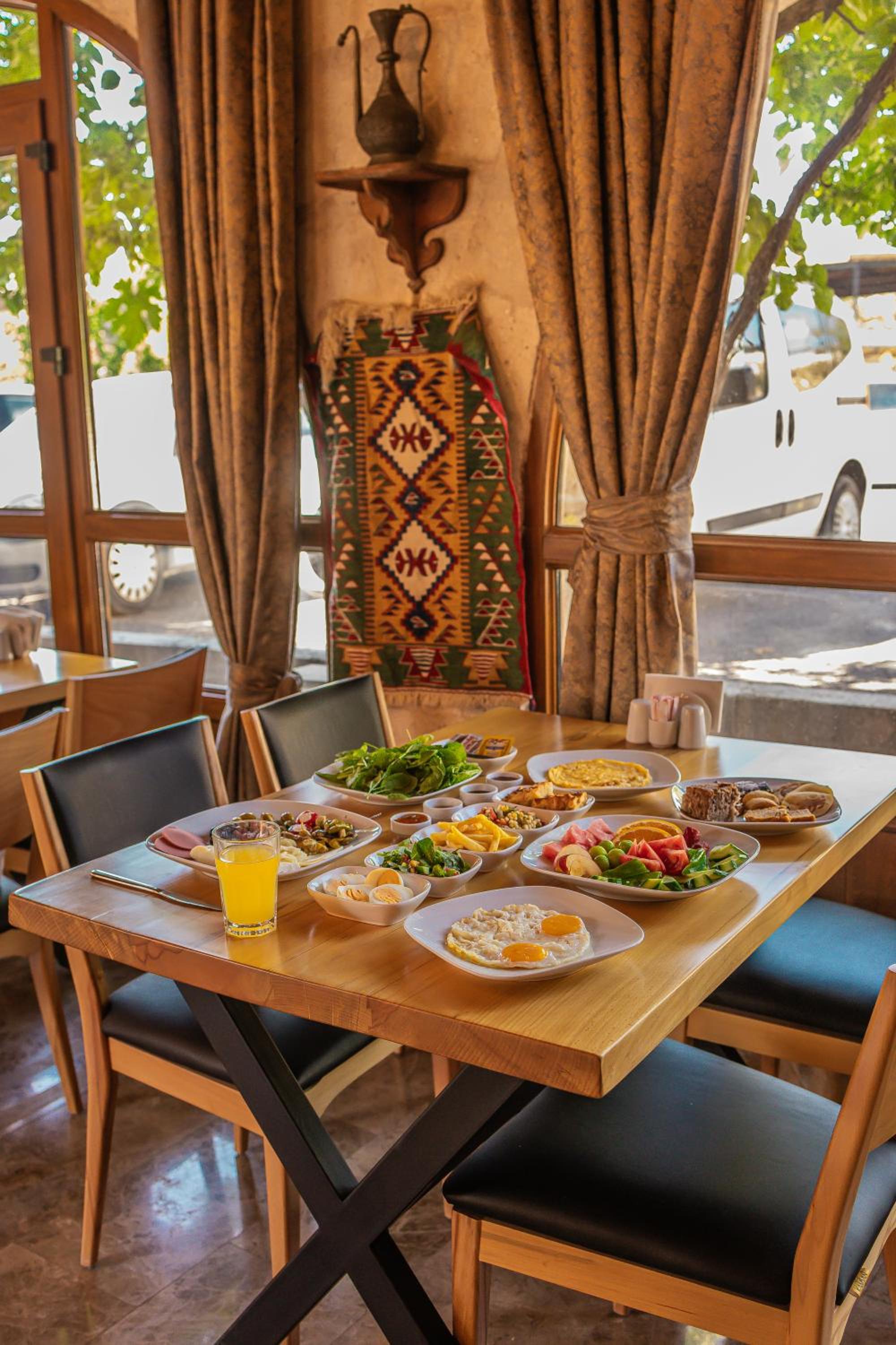 Cave Hotel Saksagan - Image 6