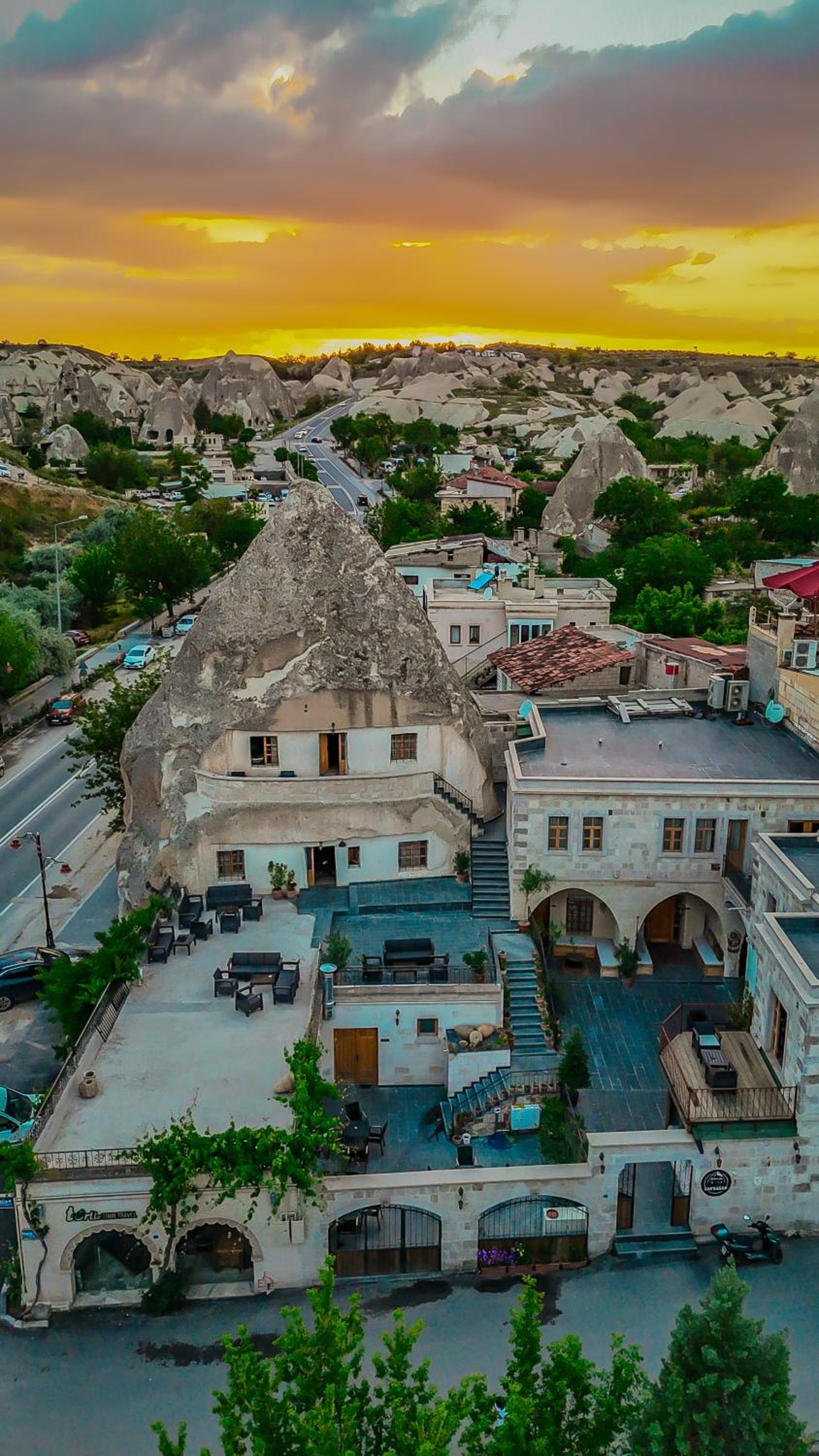 Cave Hotel Saksagan - Image 5