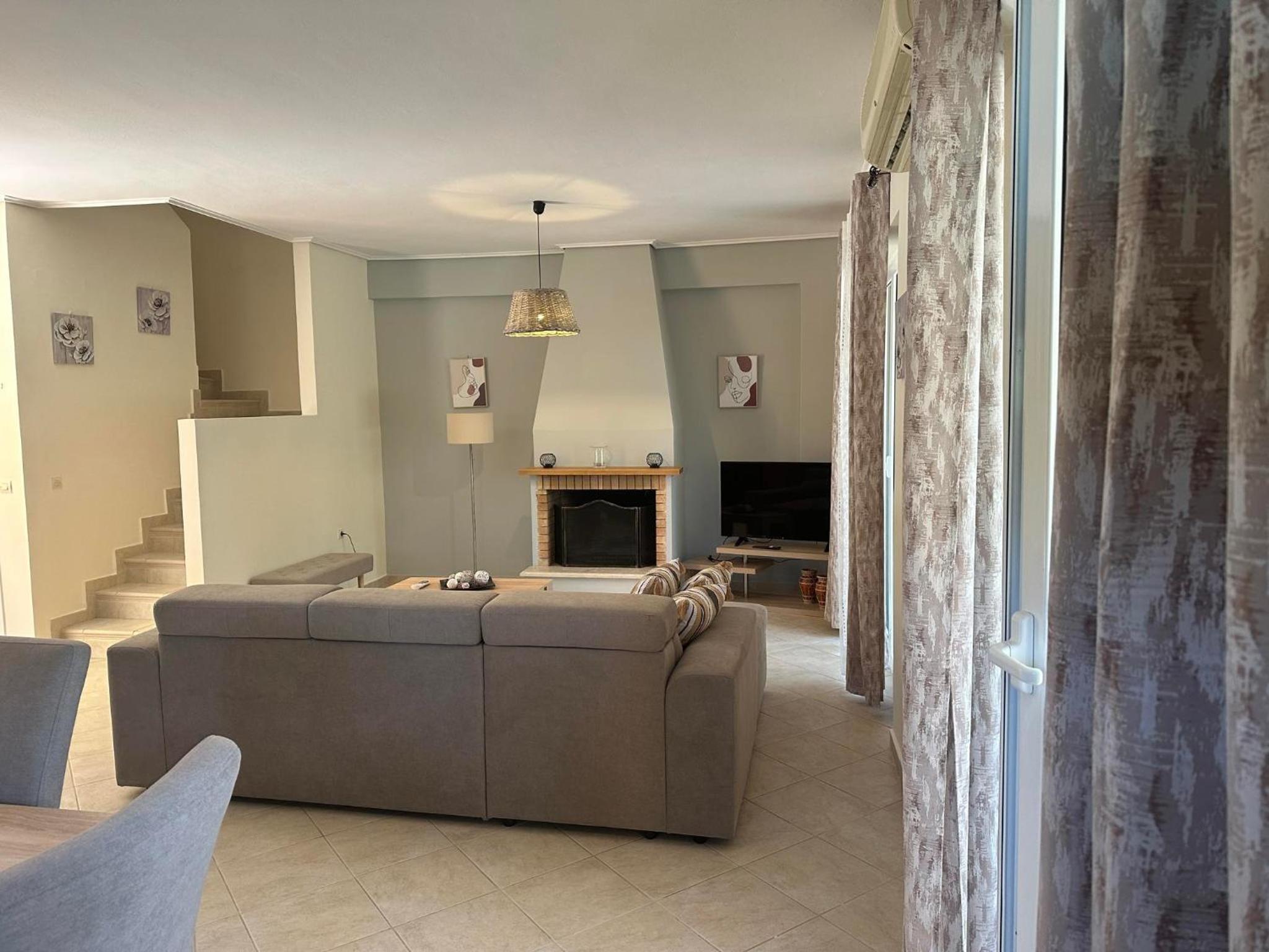 Vaios Villa view 5