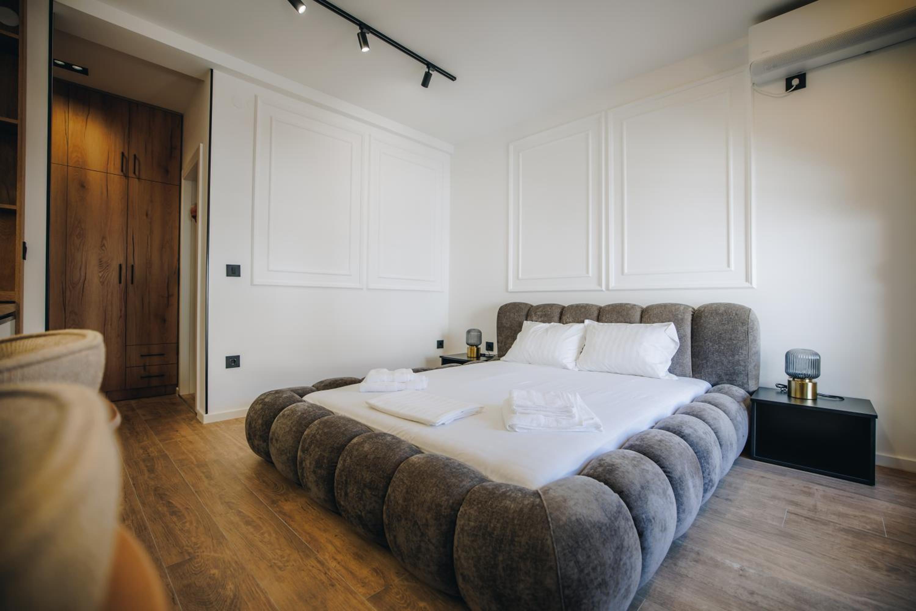 Zuma lux apartments view 2