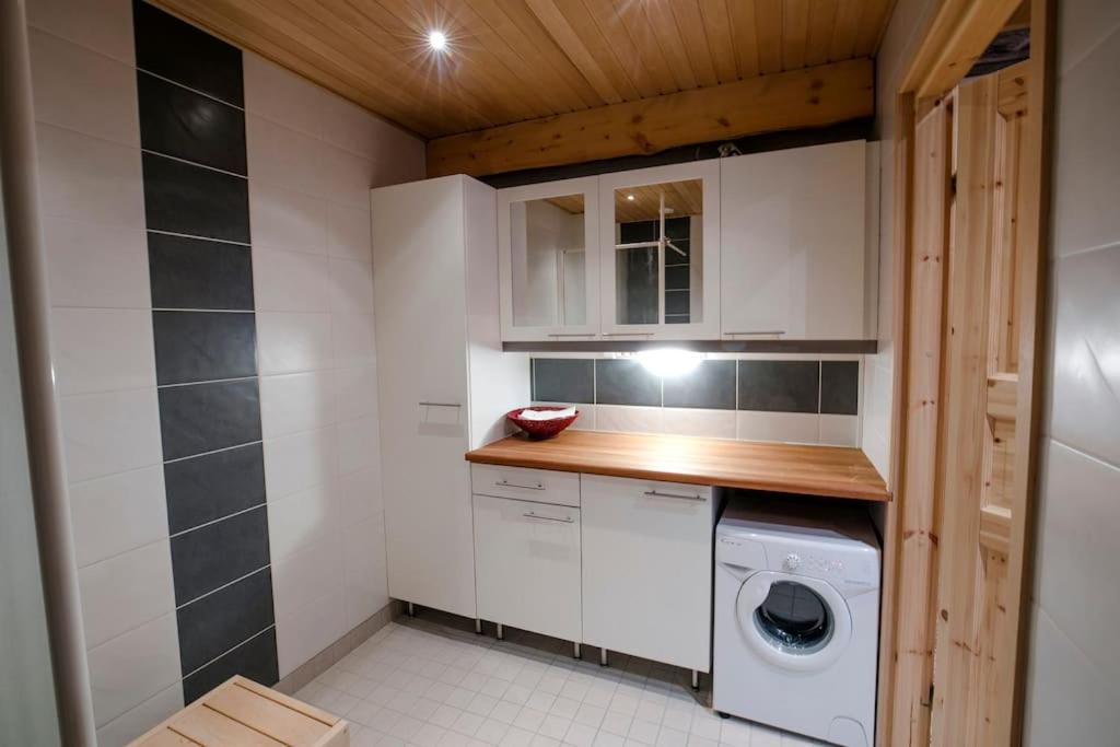 Elegant and Cosy Log Lodge Villa Aurora