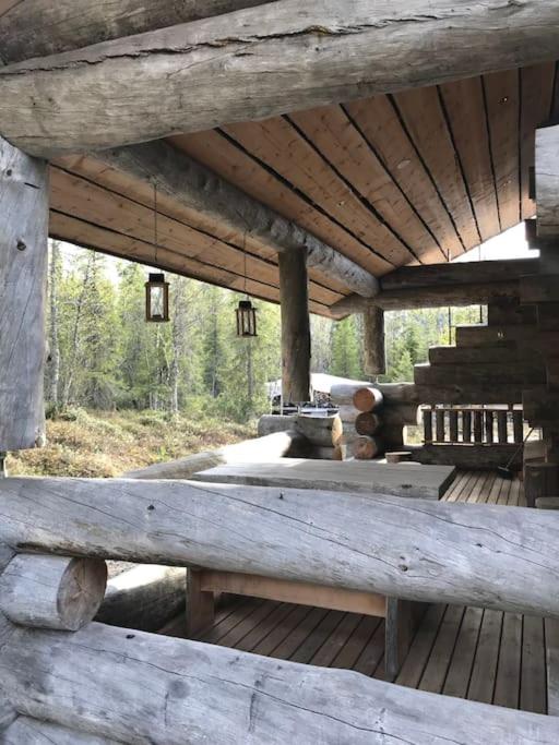 Elegant and Cosy Log Lodge Villa Aurora