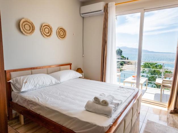Sunset Apartment 11